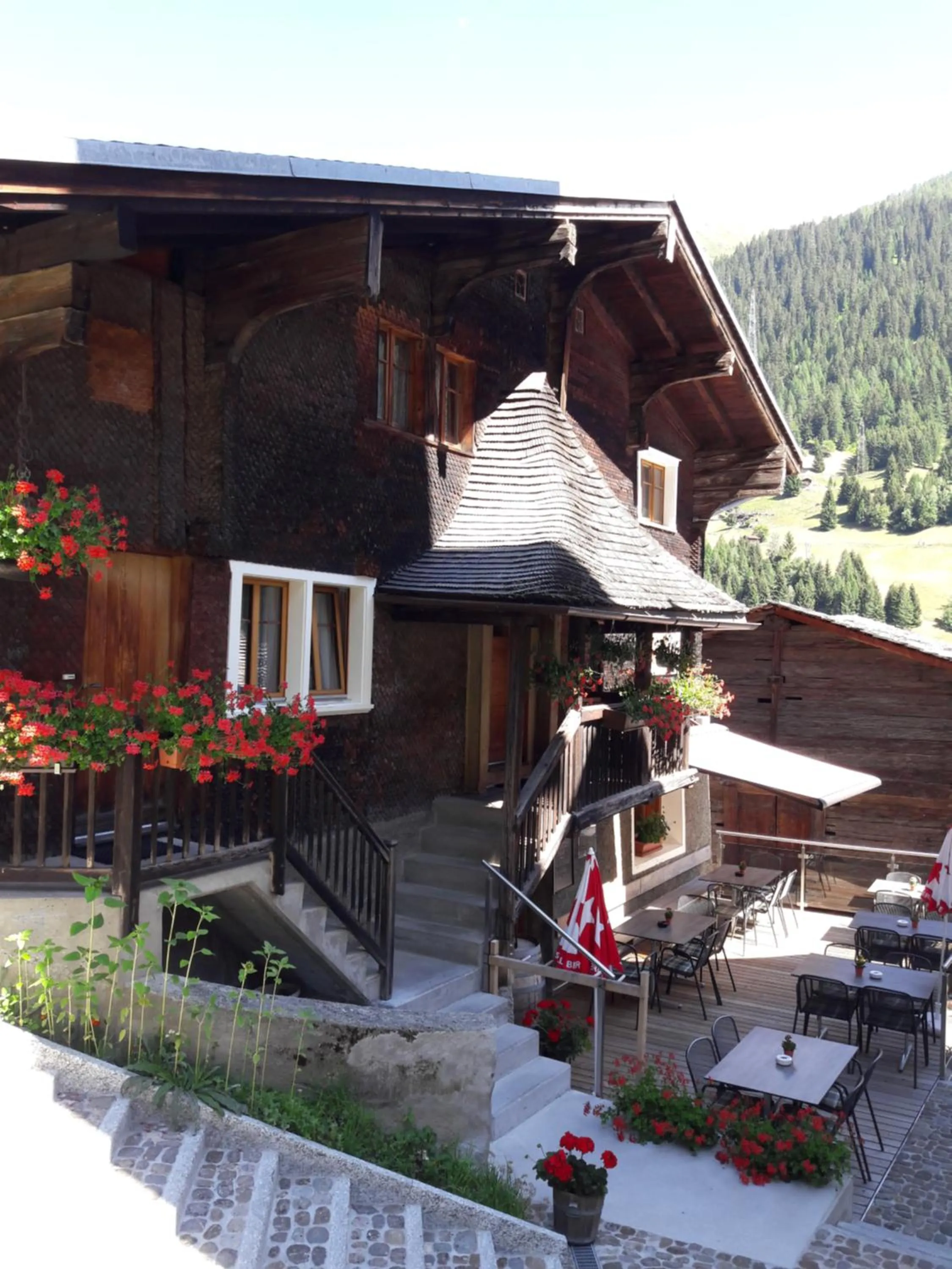 Facade/entrance in Hotel-Restaurant Drei Tannen