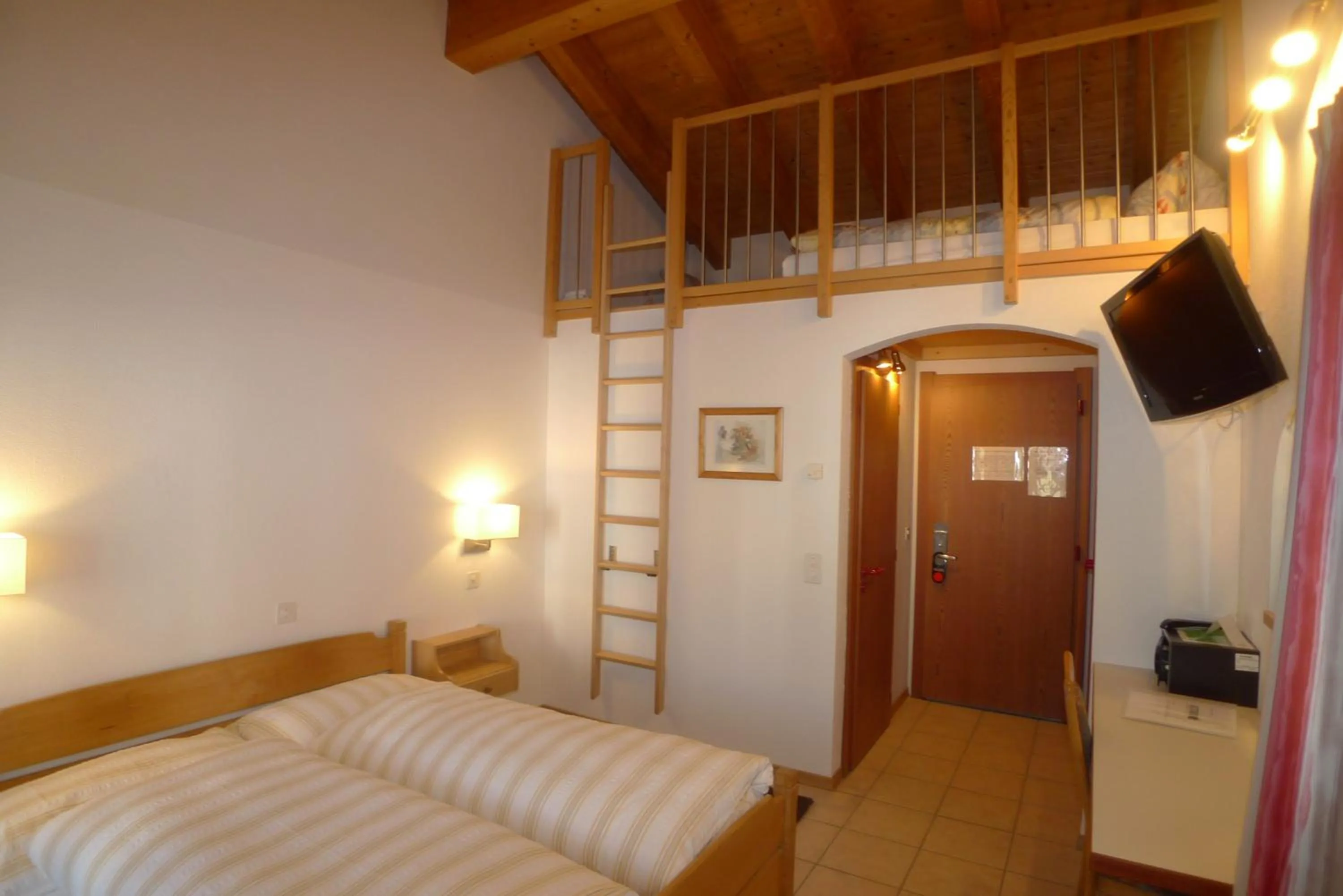 Other, Bed in Hotel Astoria