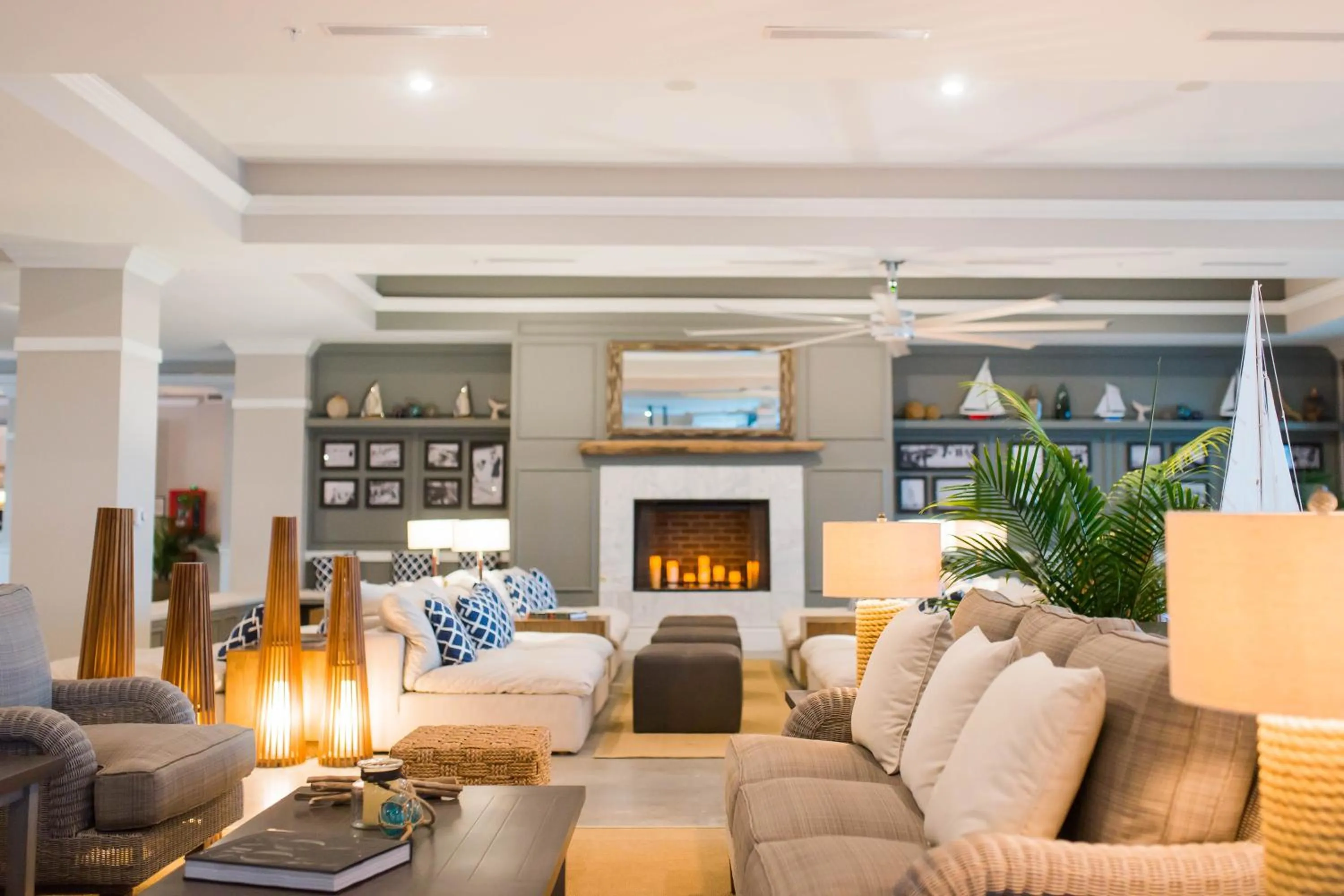 Lounge or bar in Jekyll Ocean Club Resort