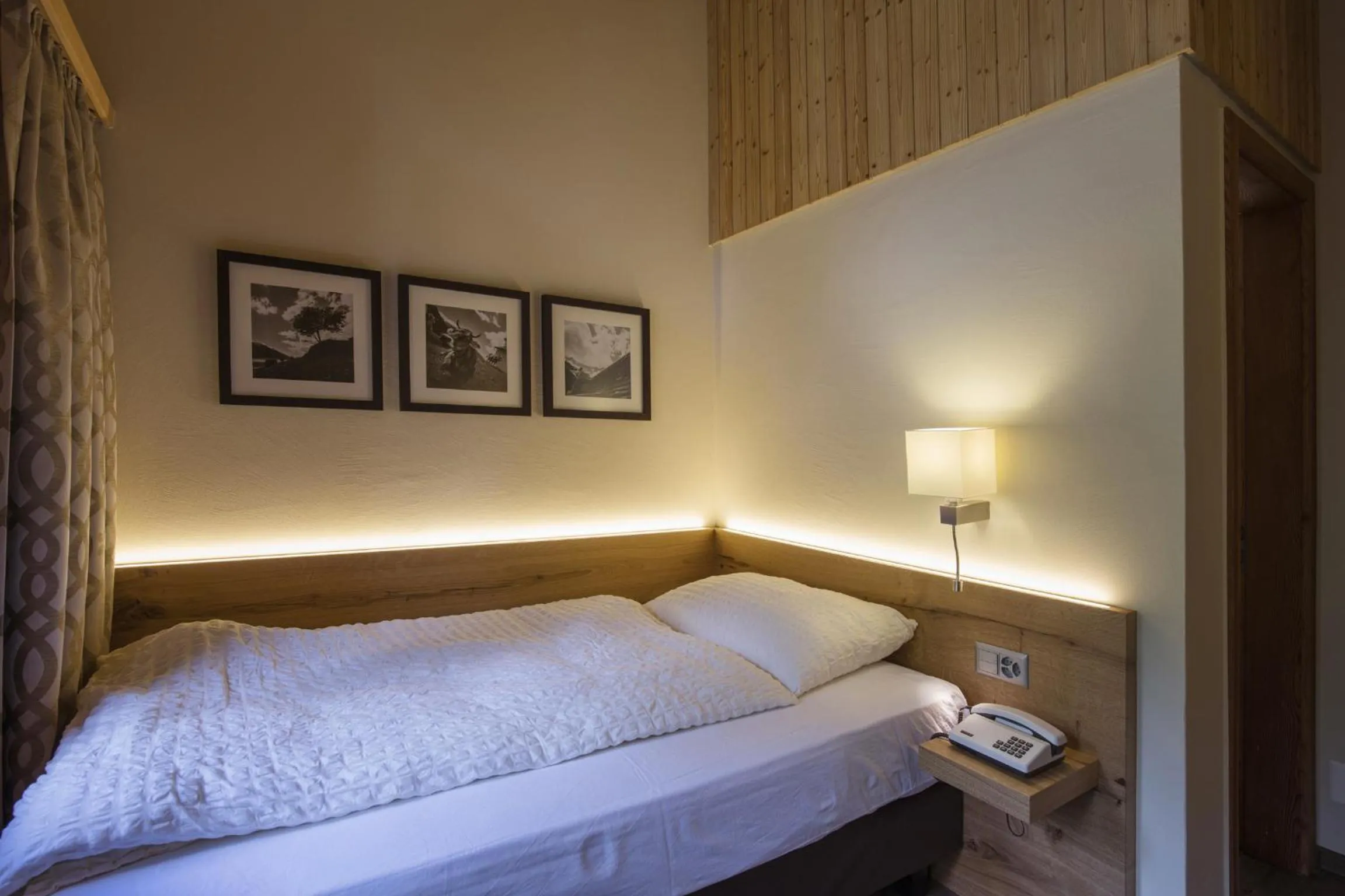 Bed in Hotel Landhaus