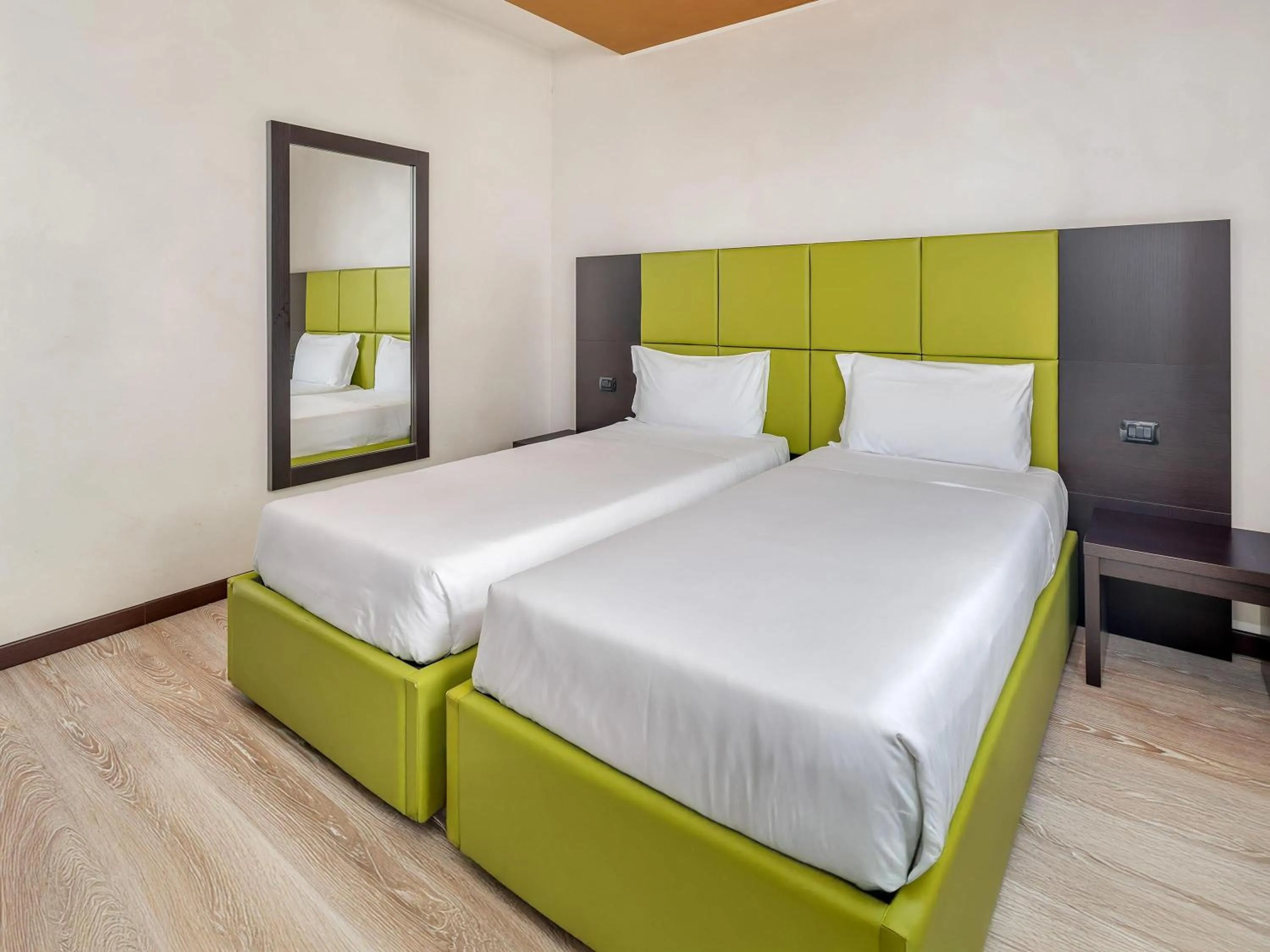 Photo of the whole room, Bed in B&B HOTEL Park Hotel Cassano