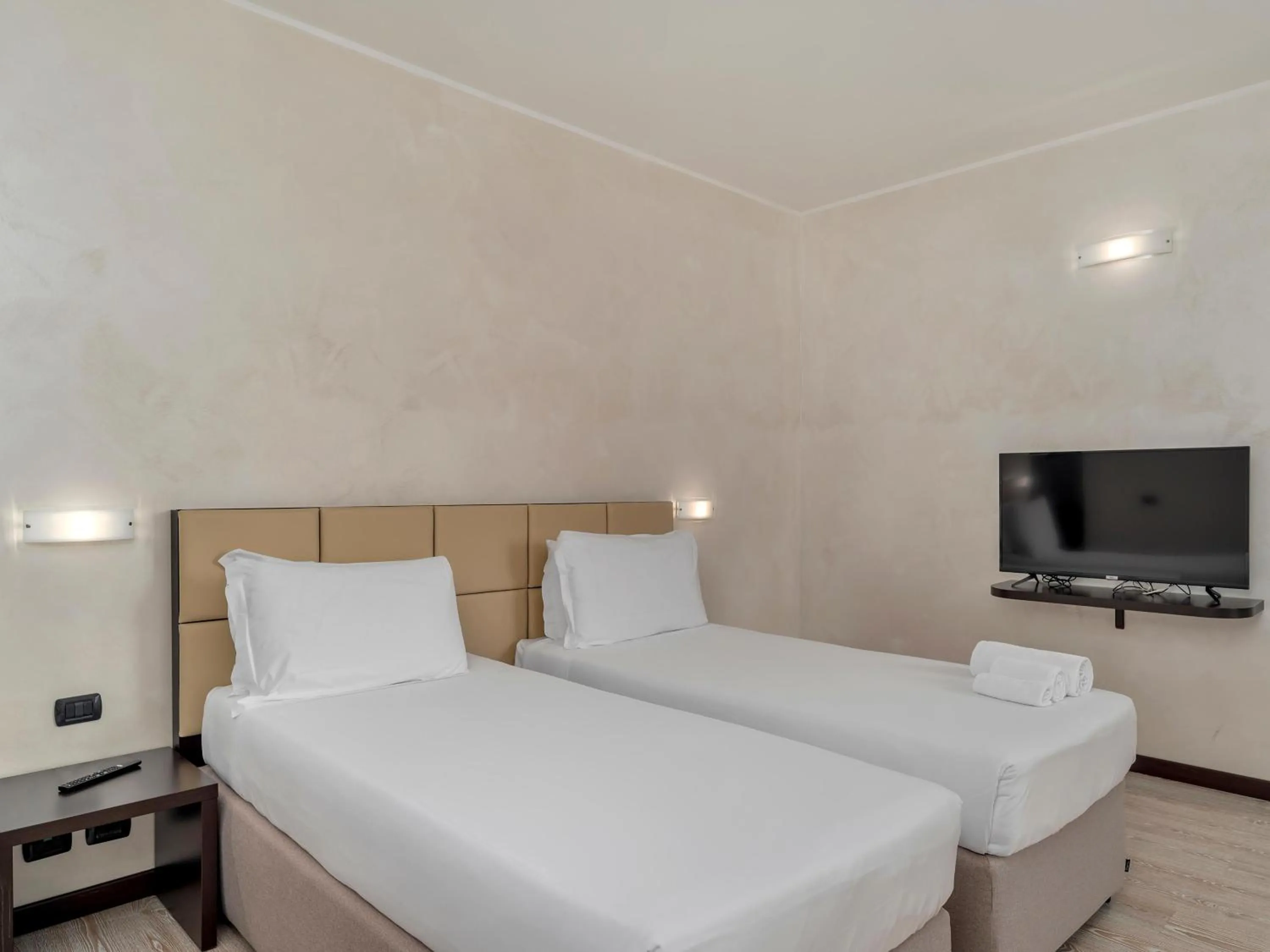 Standard Twin Room in B&B HOTEL Park Hotel Cassano