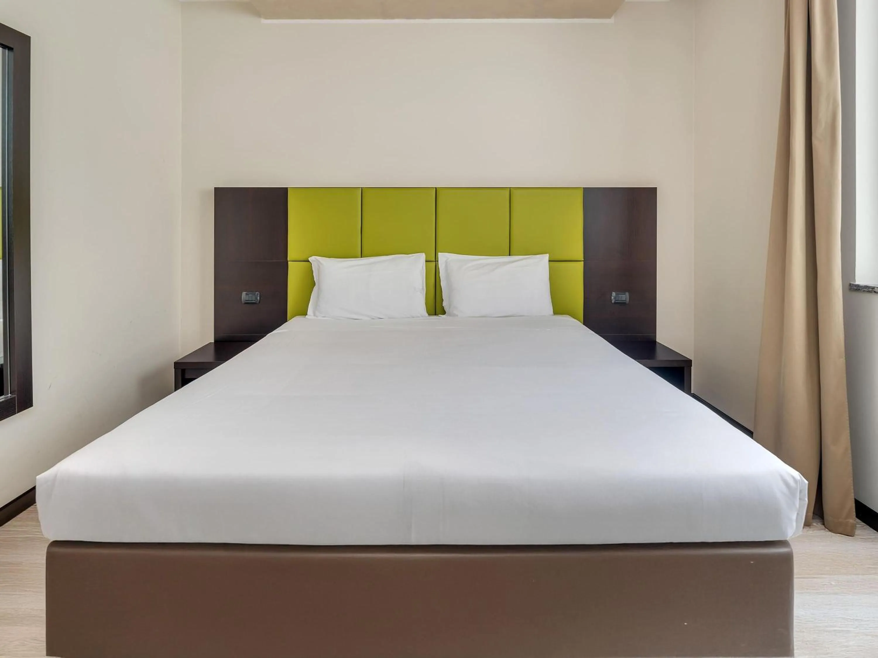 Photo of the whole room, Bed in B&B HOTEL Park Hotel Cassano