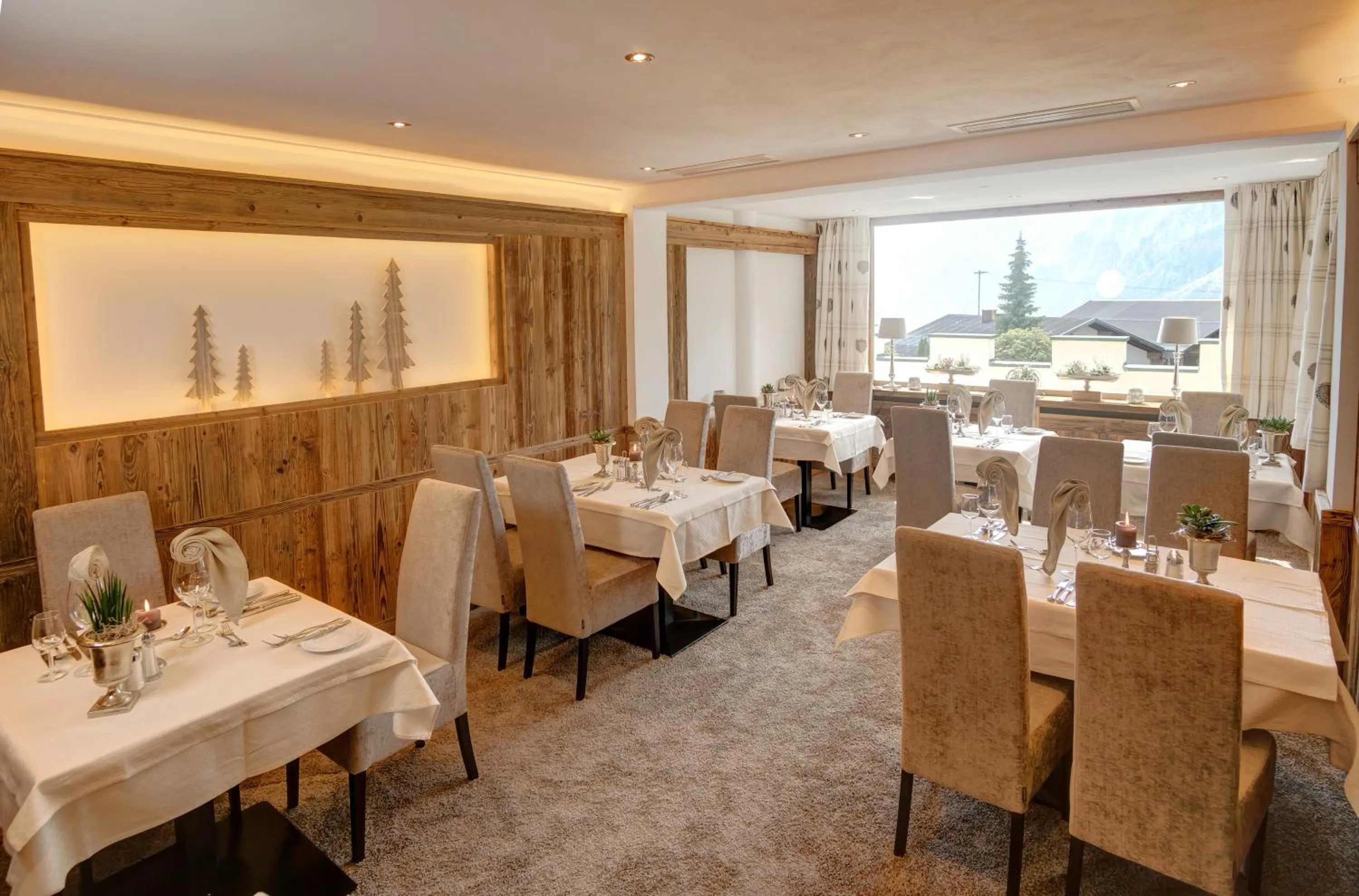 Restaurant/places to eat in Das Schlössl