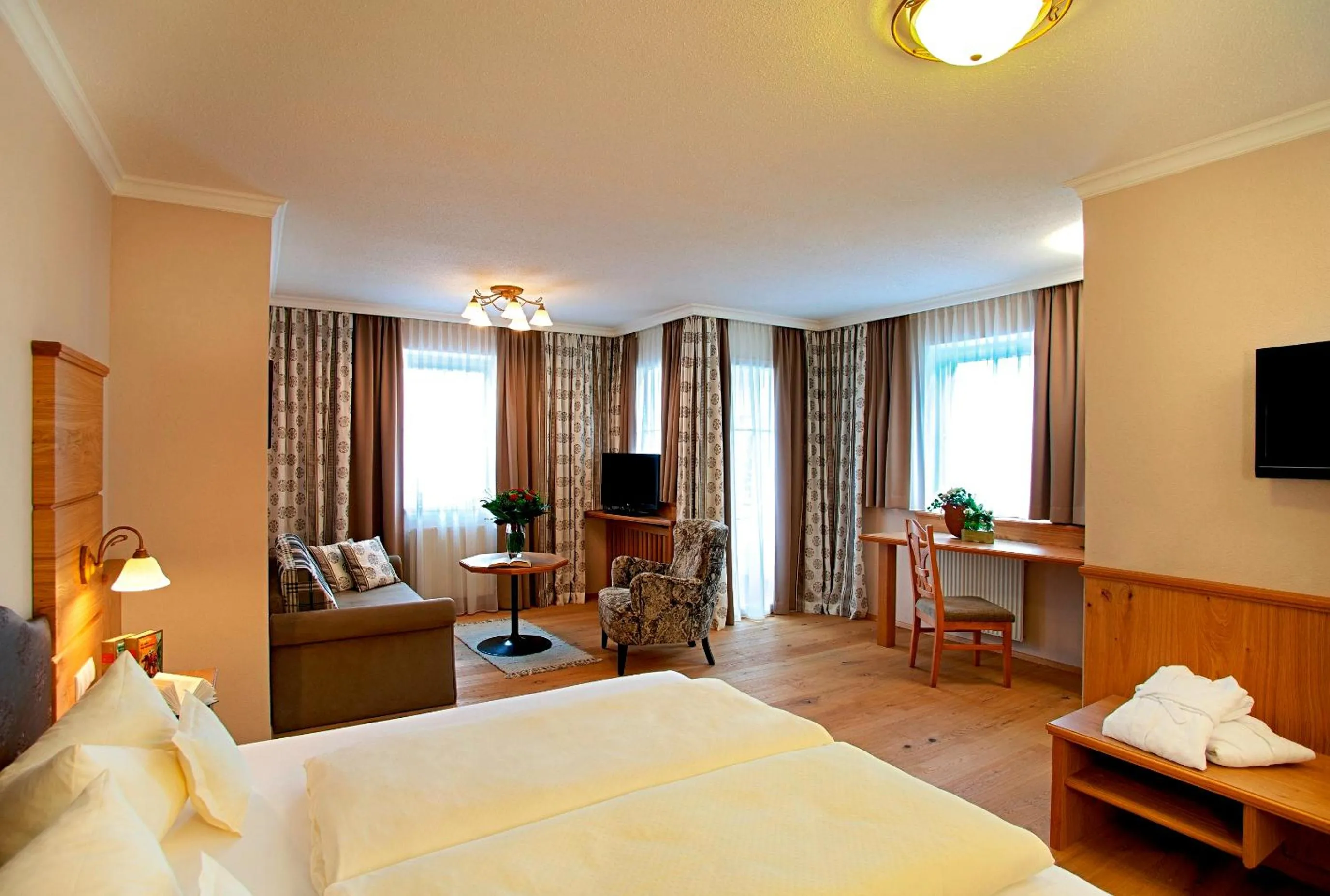 Bedroom, Bed in Das Schlössl