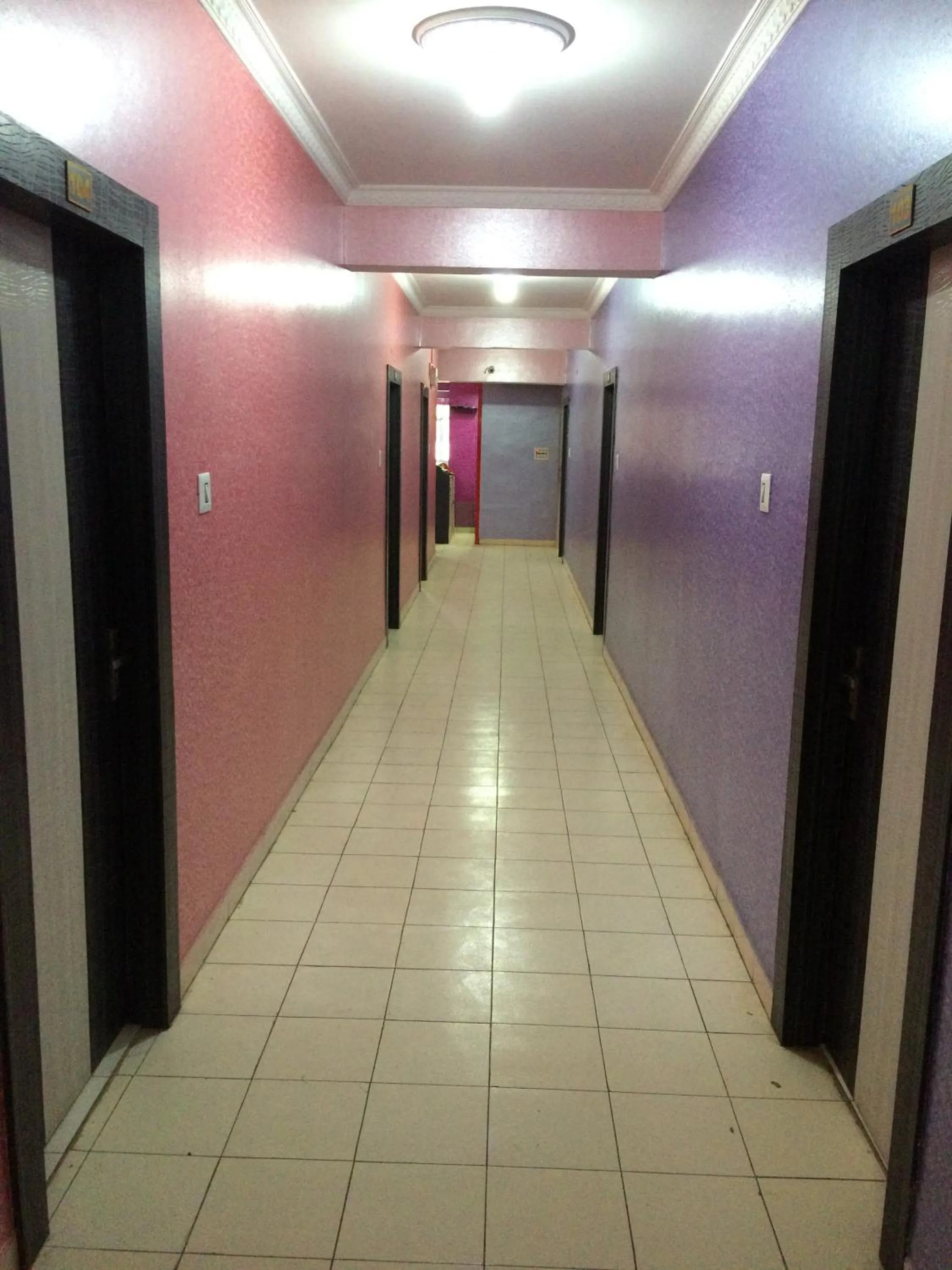 Property building in Hotel Arham Inn