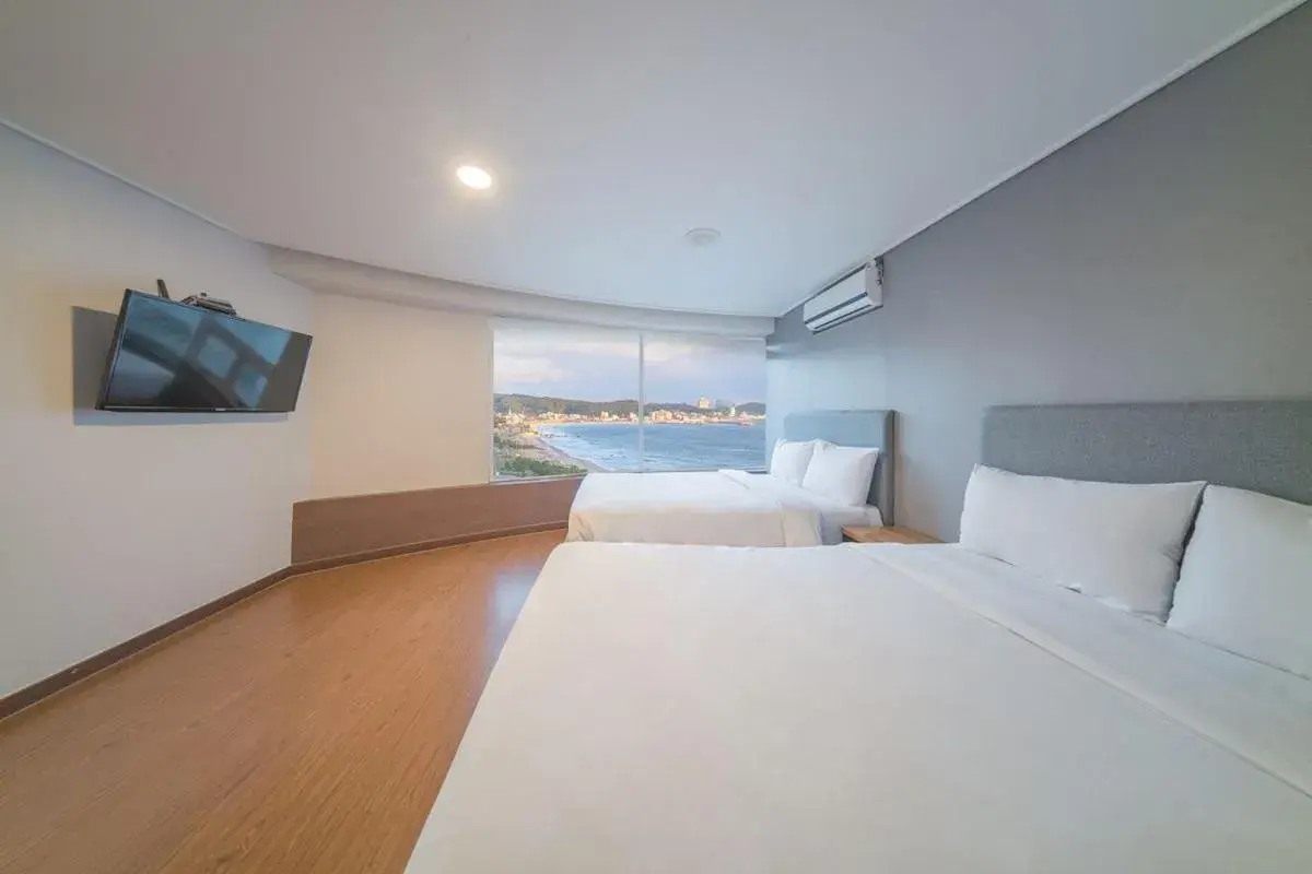 Family Suite in EL Hotel Family Suite in EL Hotel