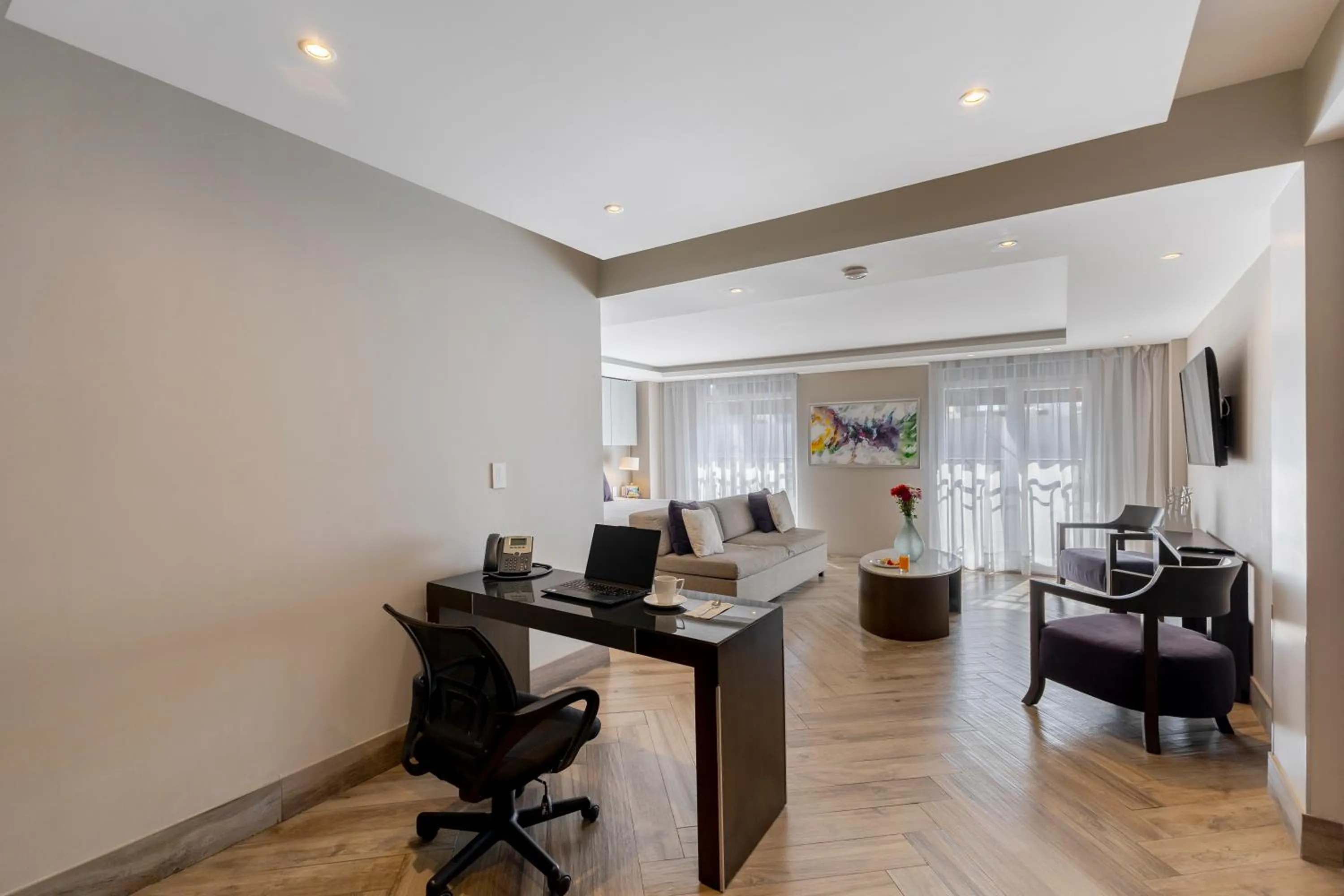 TV and multimedia in Isaaya Hotel Boutique by WTC