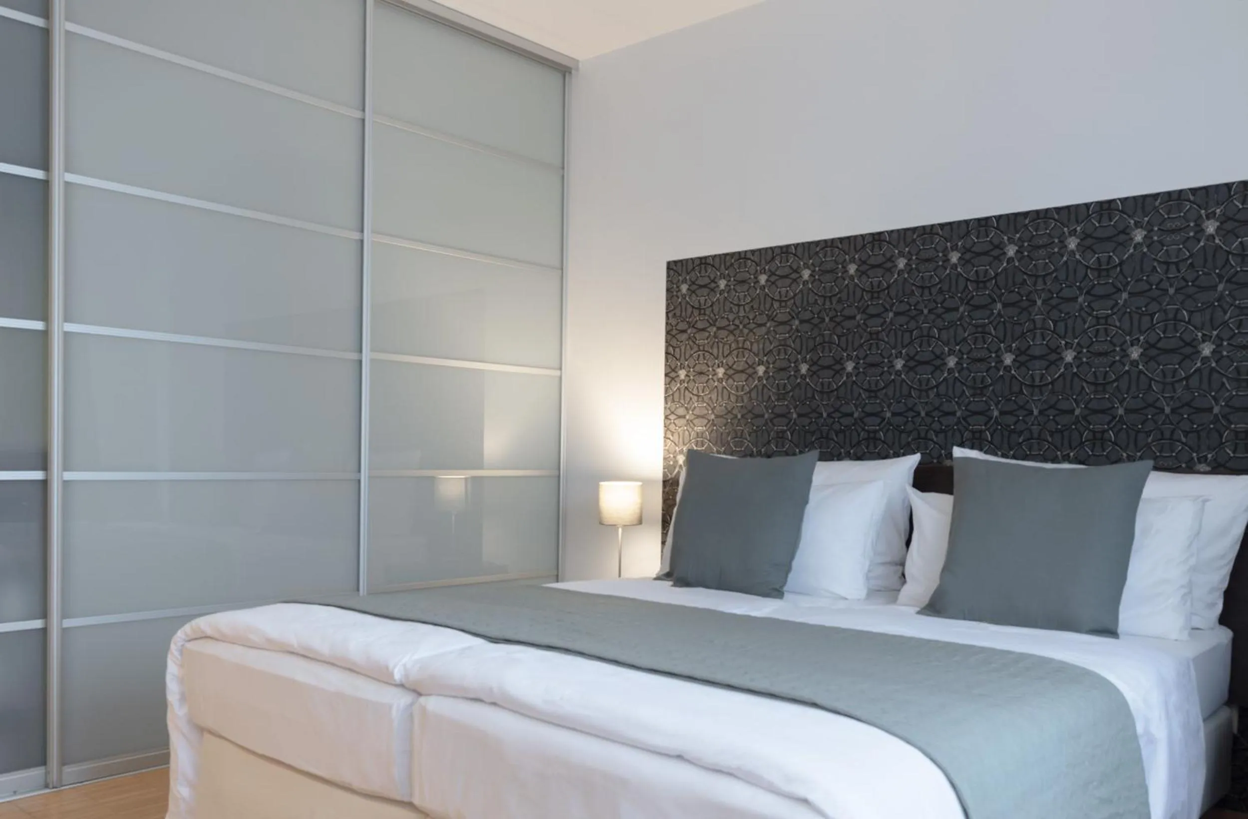 Bed in Paragon Apartments