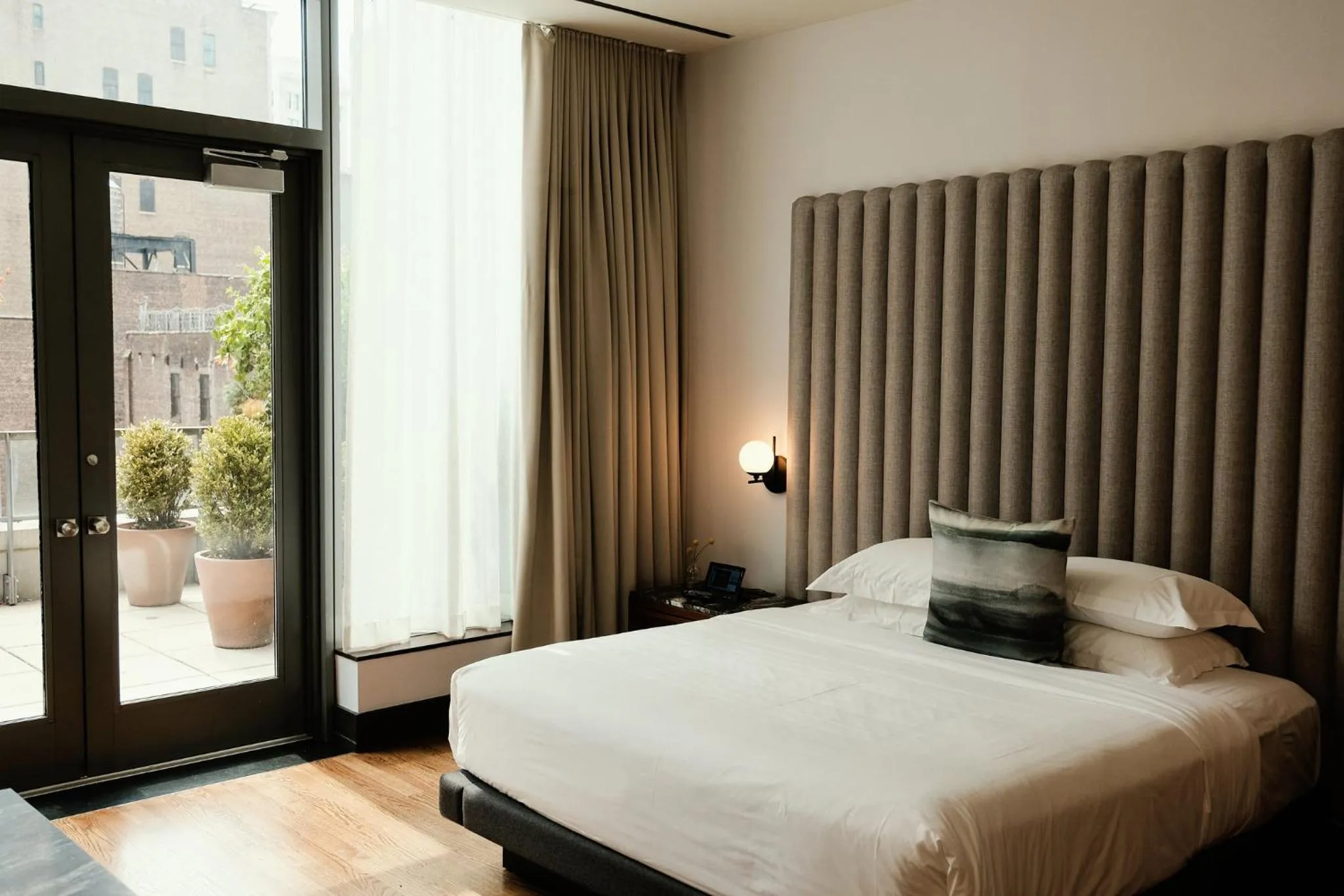 Photo of the whole room, Bed in Kimpton Hotel Eventi by IHG