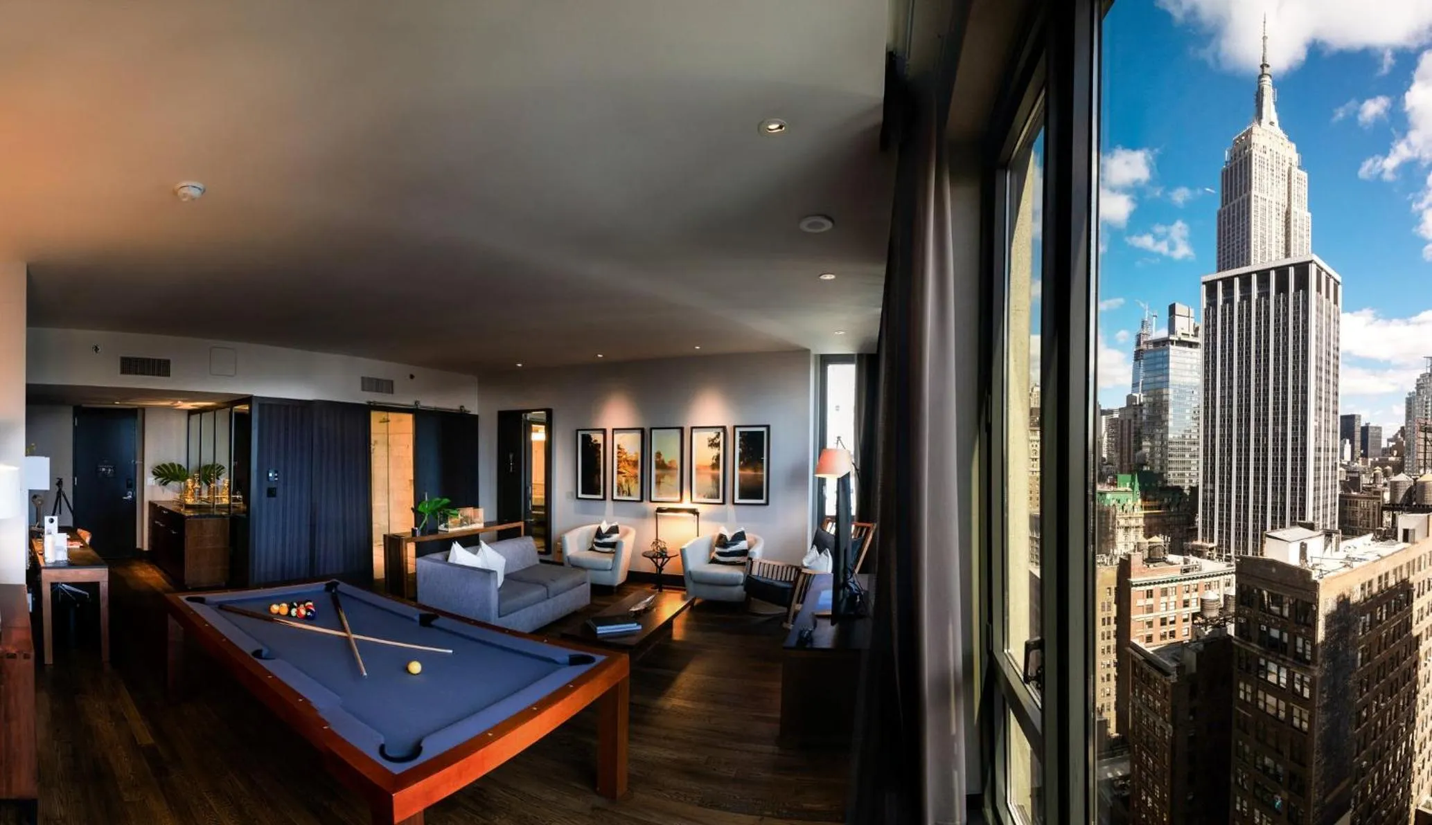 Photo of the whole room in Kimpton Hotel Eventi by IHG