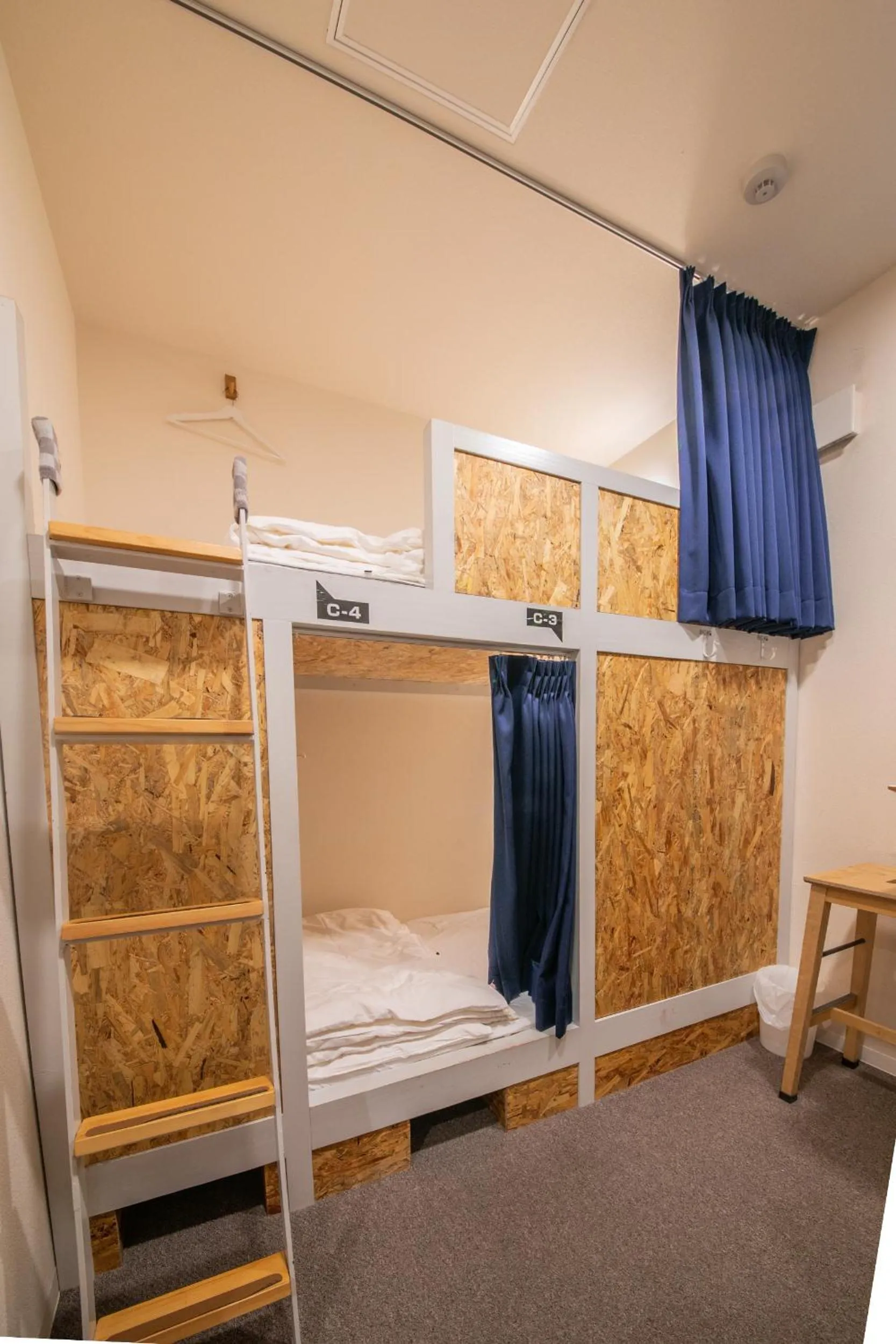 Bed in KIZUNA HOTEL Gojo Kiyomizu-dera Kamogawa