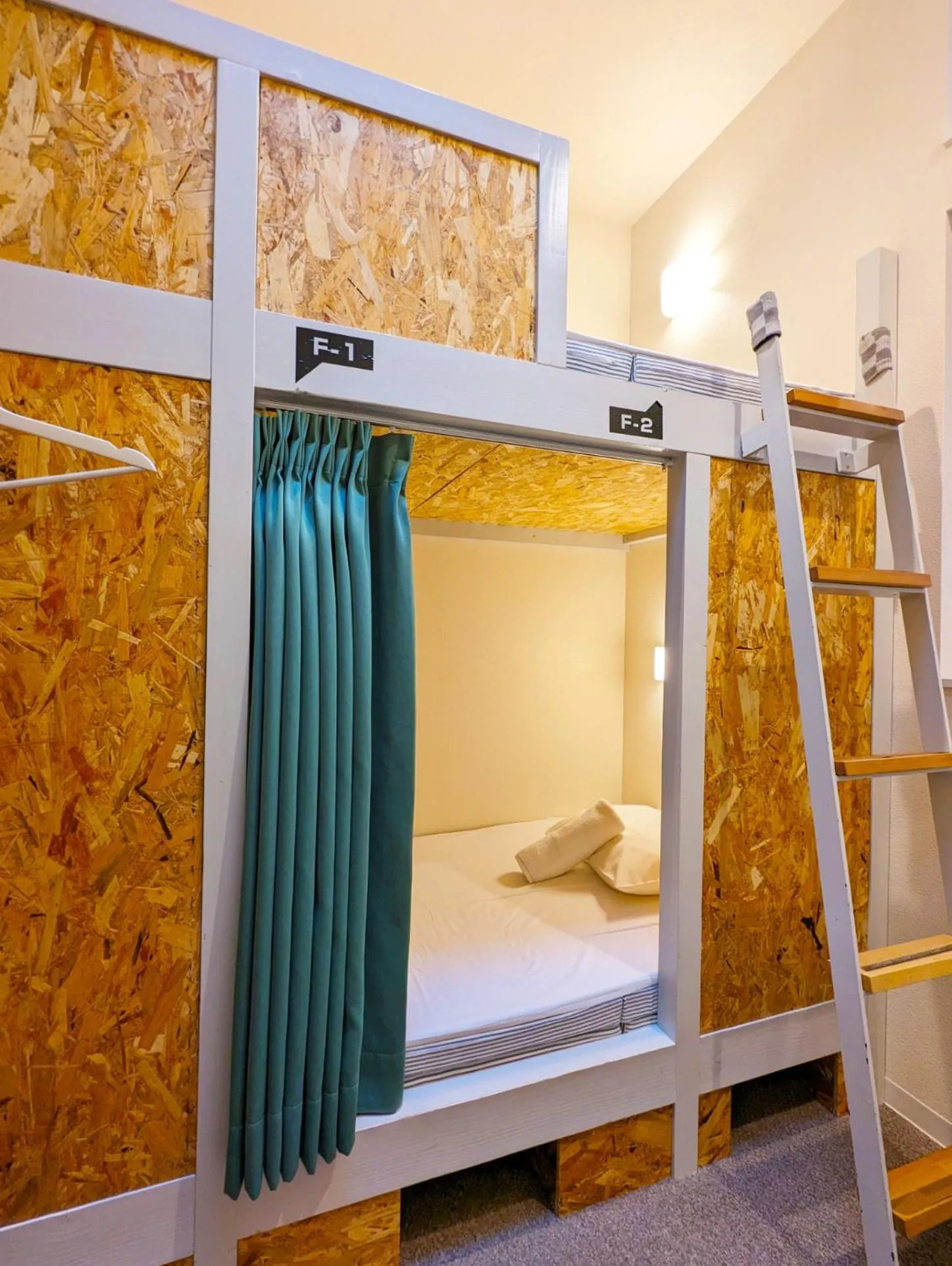 Bed in KIZUNA HOTEL Gojo Kiyomizu-dera Kamogawa