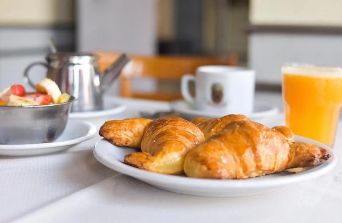 Breakfast in Hotel La Perla