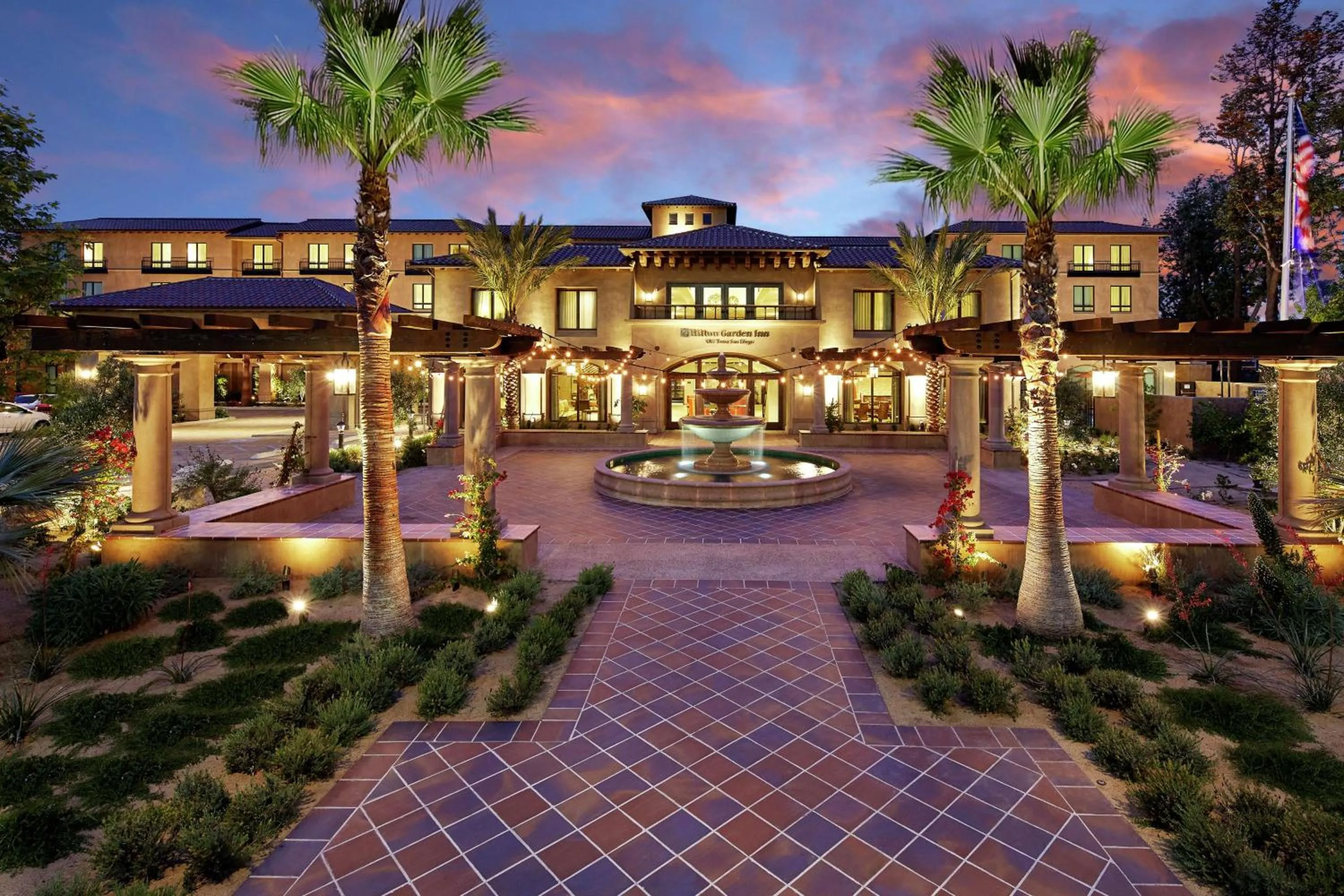 Property building in Hilton Garden Inn San Diego Old Town/Sea World Area