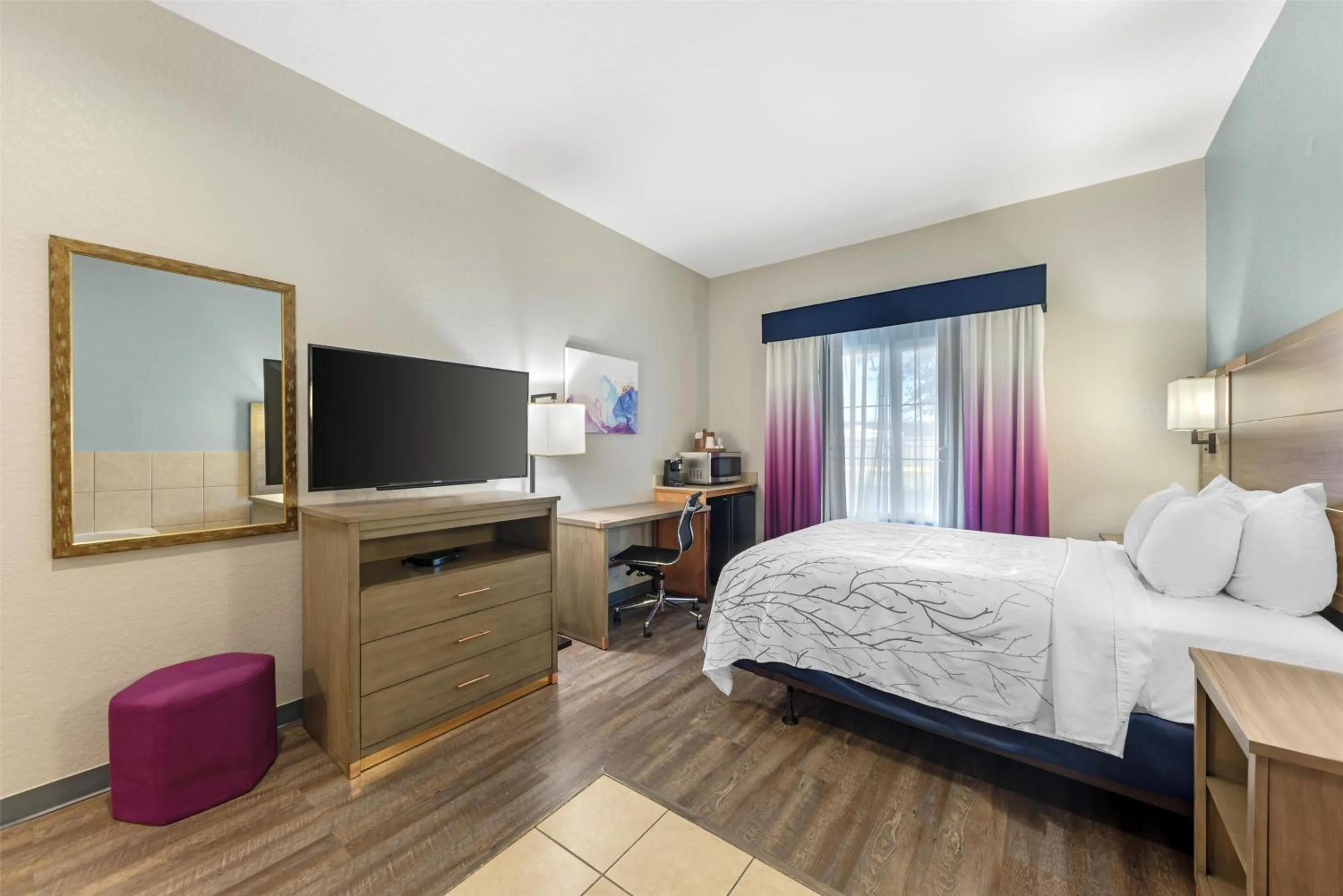 Bedroom, Bed in Best Western Plus San Antonio East Inn & Suites