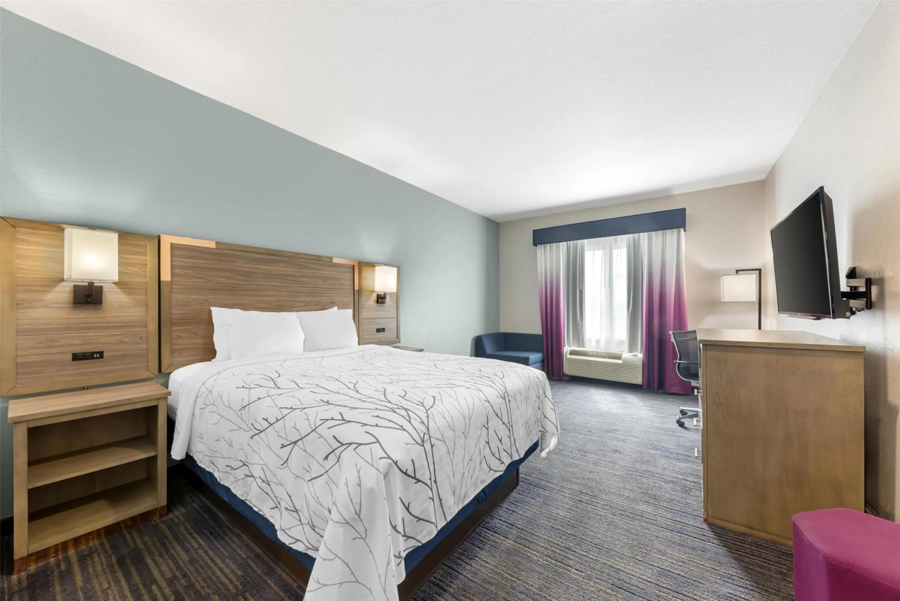 Bedroom, Bed in Best Western Plus San Antonio East Inn & Suites