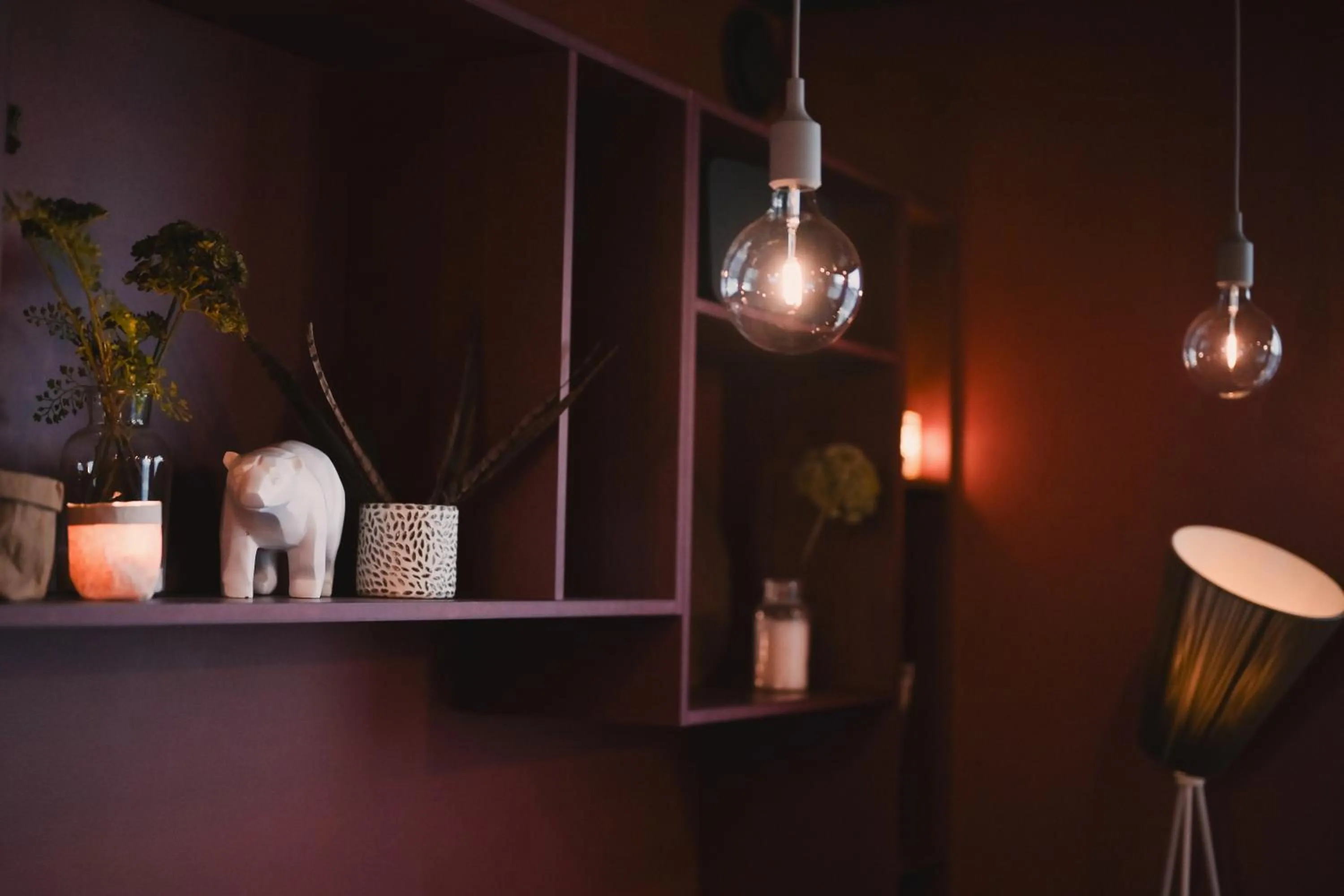 Lobby or reception in Svalbard Hotell | The Vault