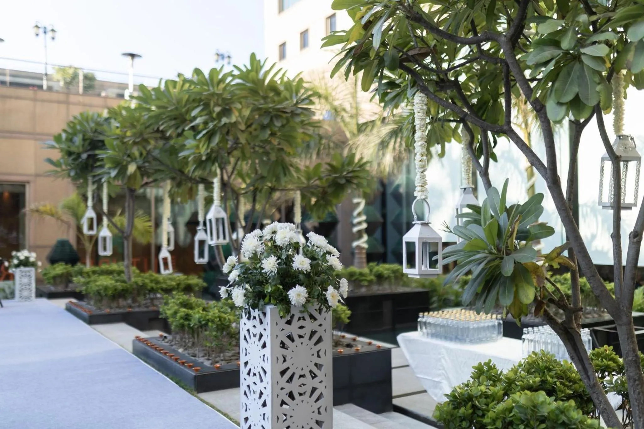 Restaurant/places to eat in Crowne Plaza Today Gurugram by IHG