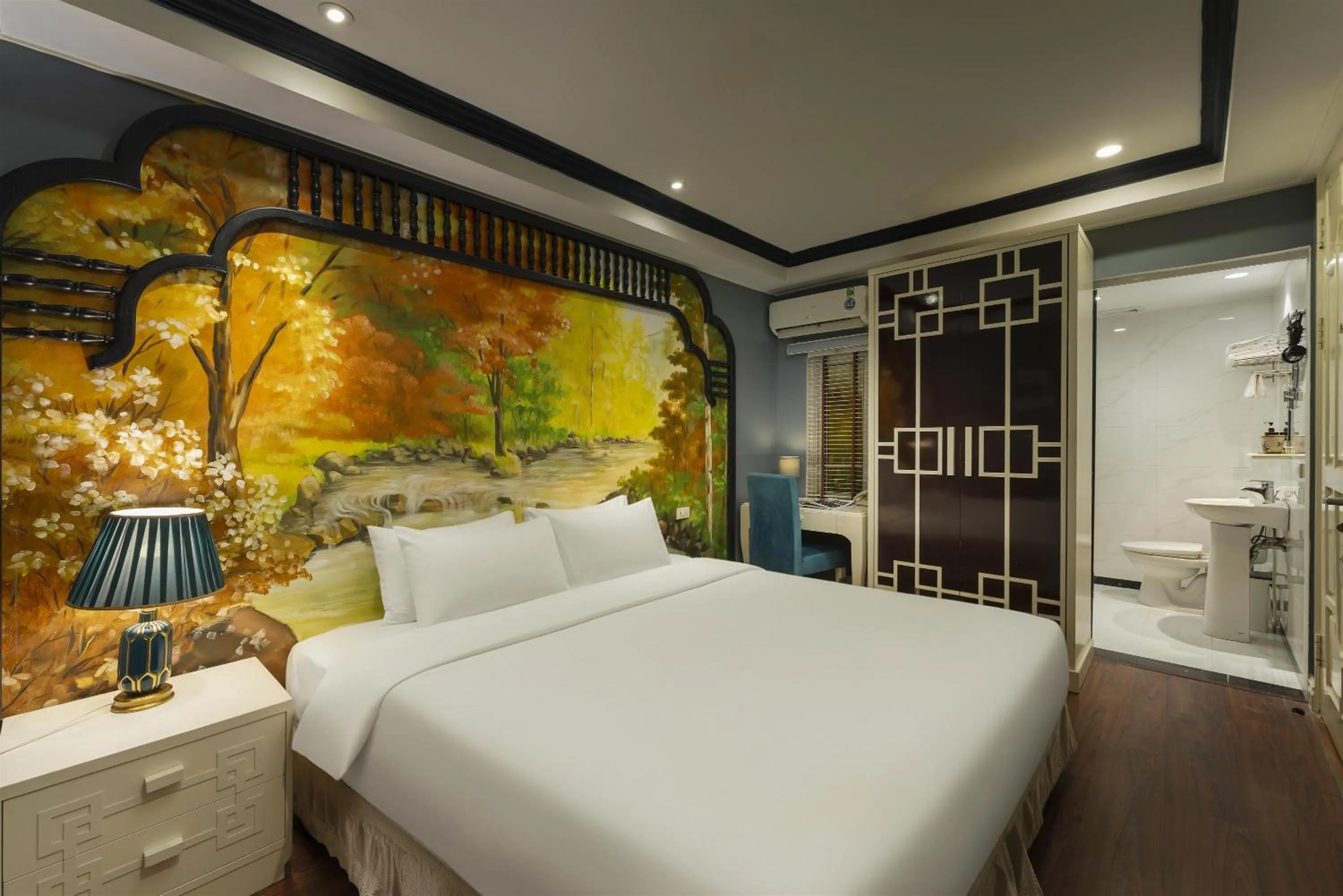 Bed in Hanoi La Selva Hotel