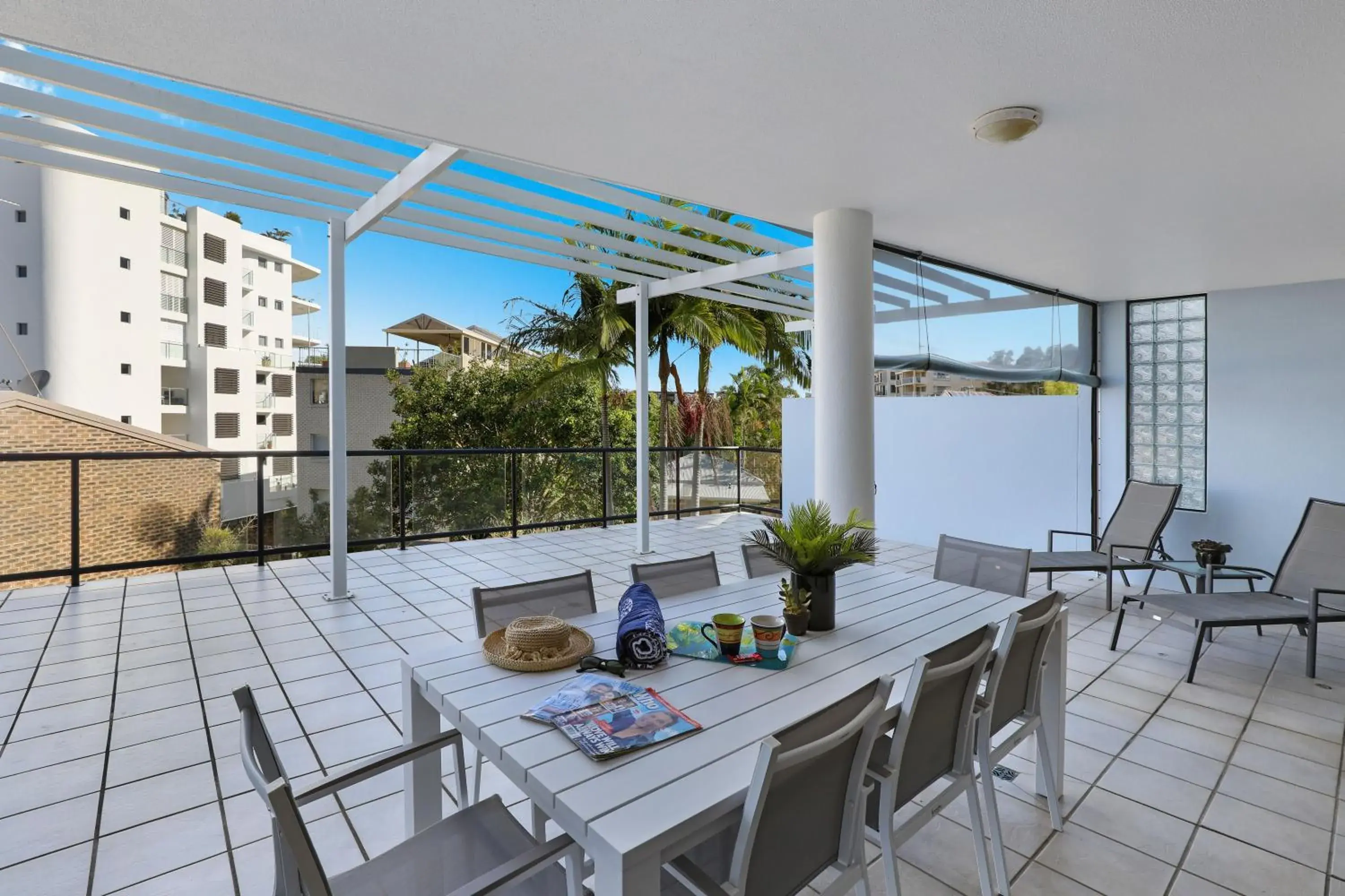 Two-Bedroom Apartment with Garden View in Mariners Resort Kings Beach Two-Bedroom Apartment with Garden View in Mariners Resort Kings Beach