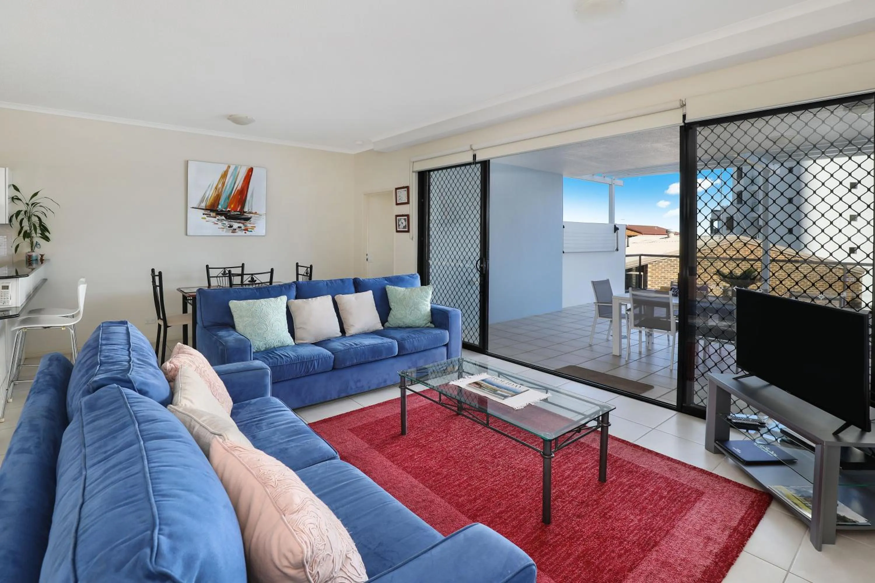 Living room in Mariners Resort Kings Beach