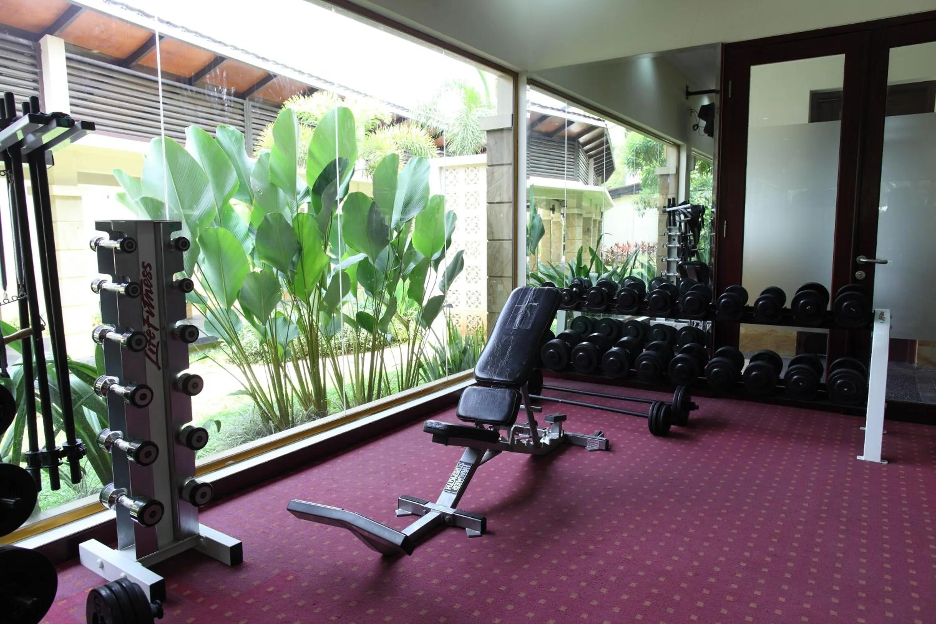 Fitness centre/facilities in Le Dian Hotel