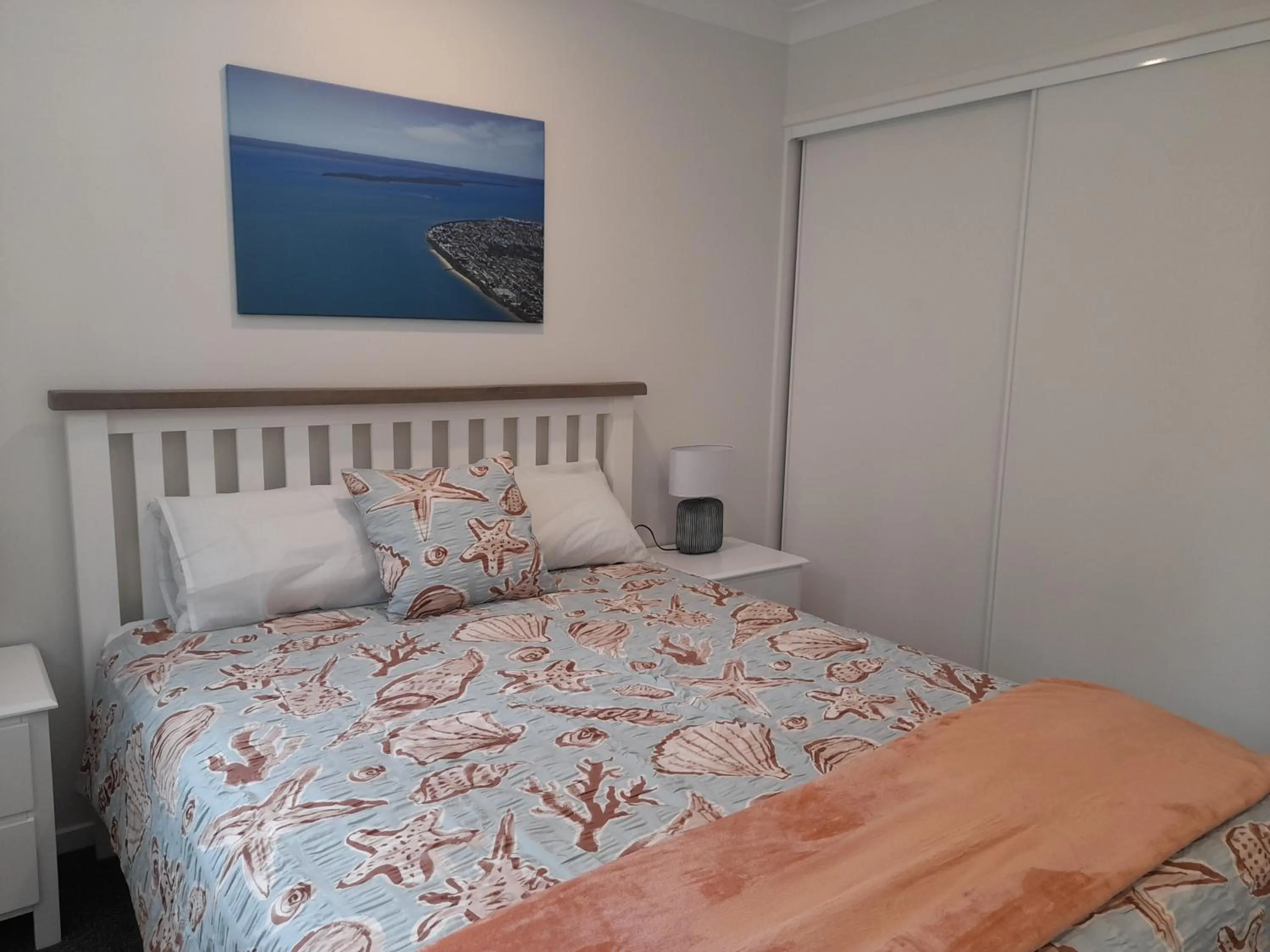 Bed in Boat Harbour Studio Apartments and Villas
