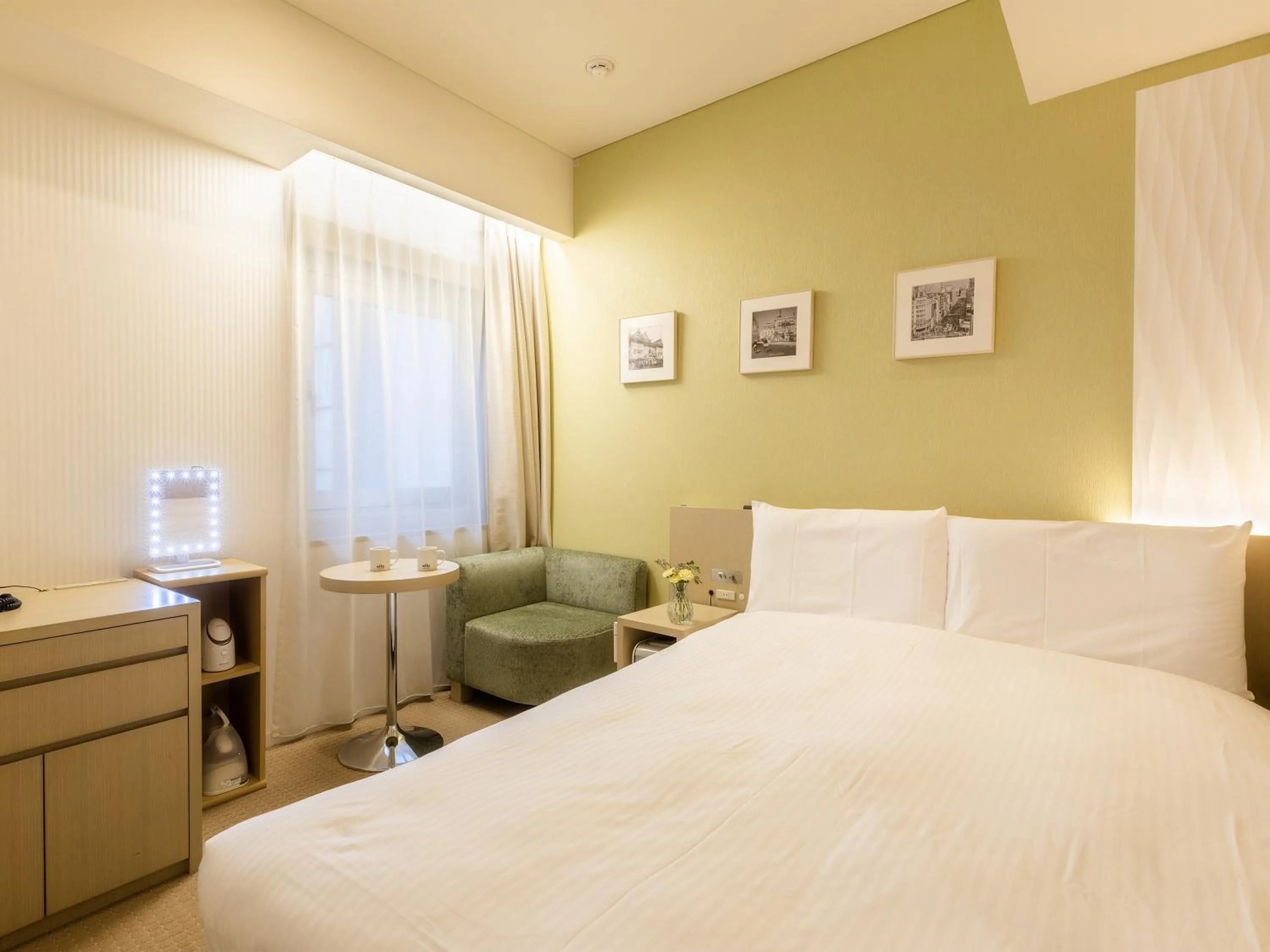 Photo of the whole room, Bed in Hotel Gracery Ginza