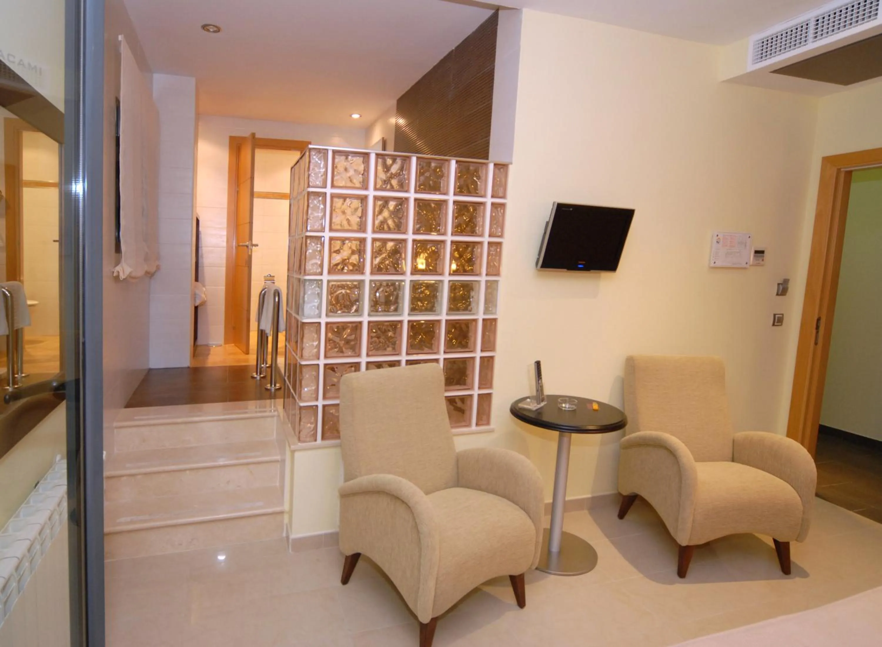 Decorative detail in Hotel Macami