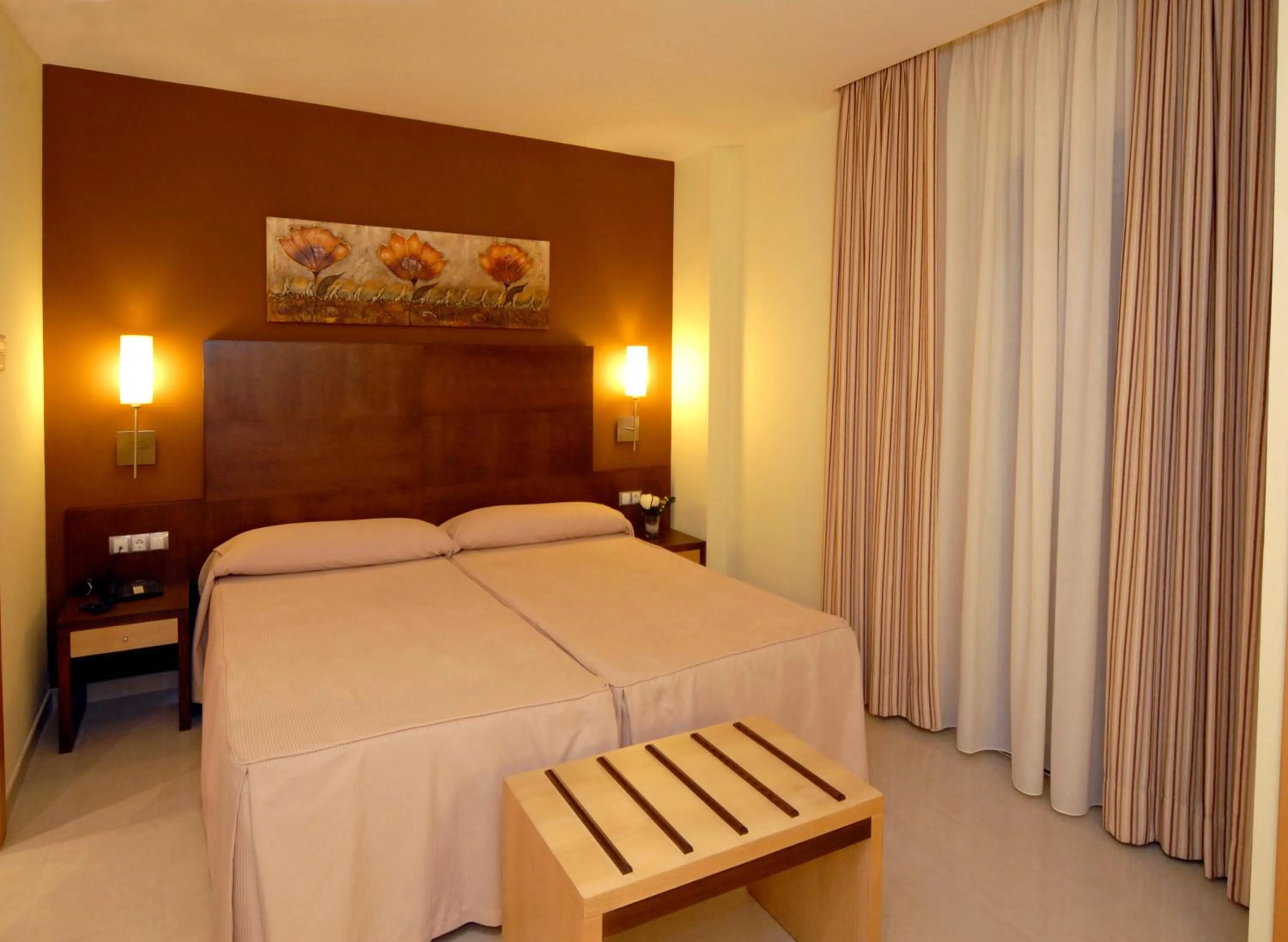 Bedroom, Bed in Hotel Macami