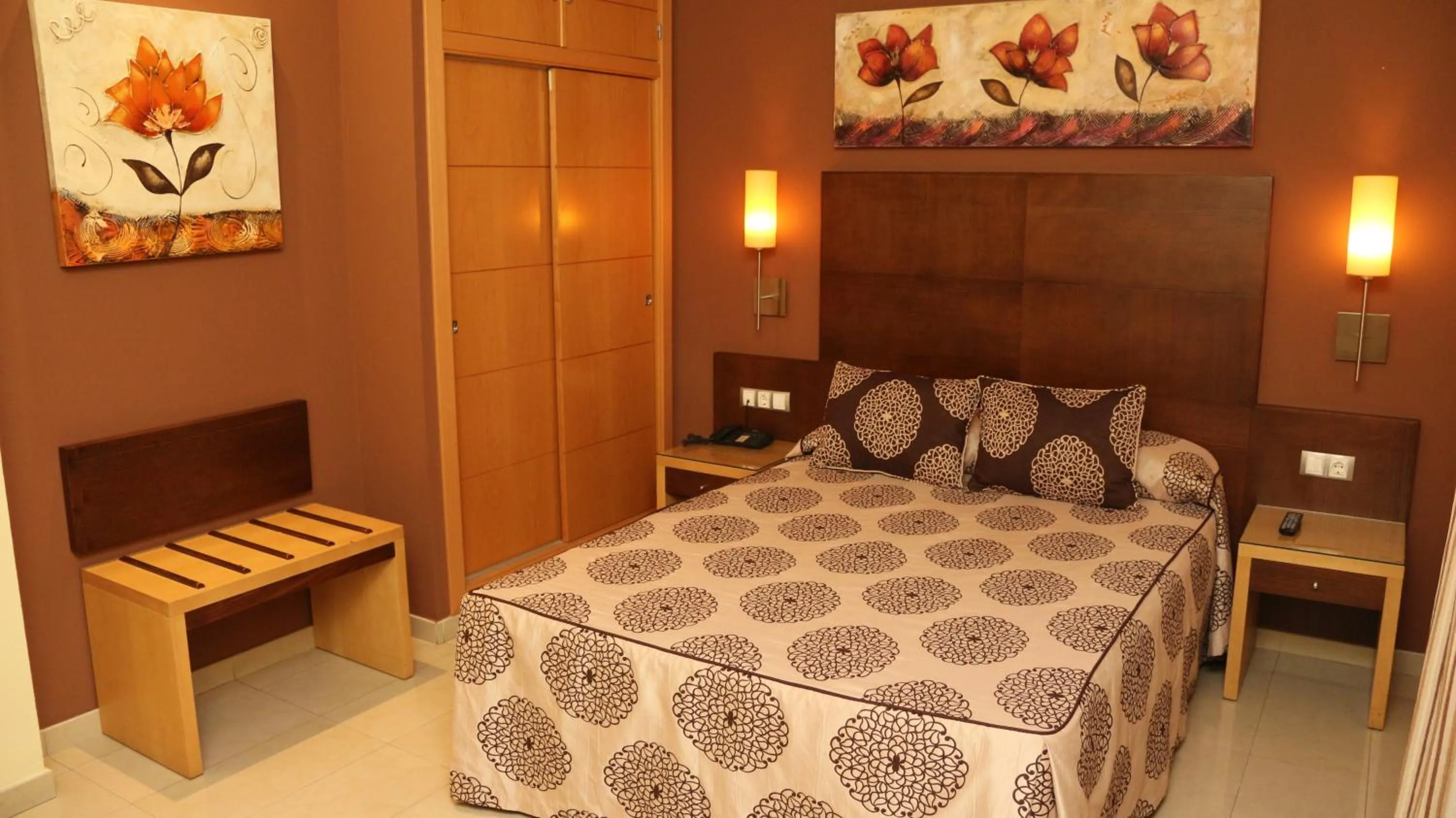 Bedroom, Bed in Hotel Macami