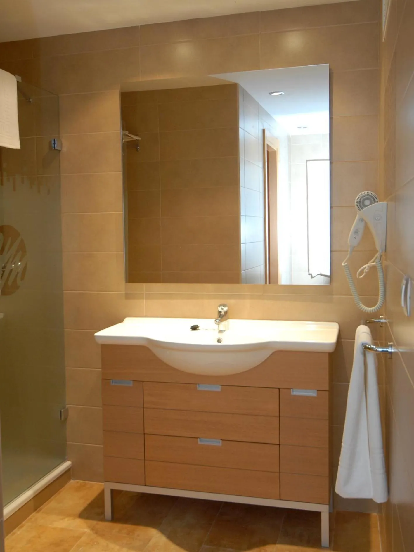 Bathroom in Hotel Macami