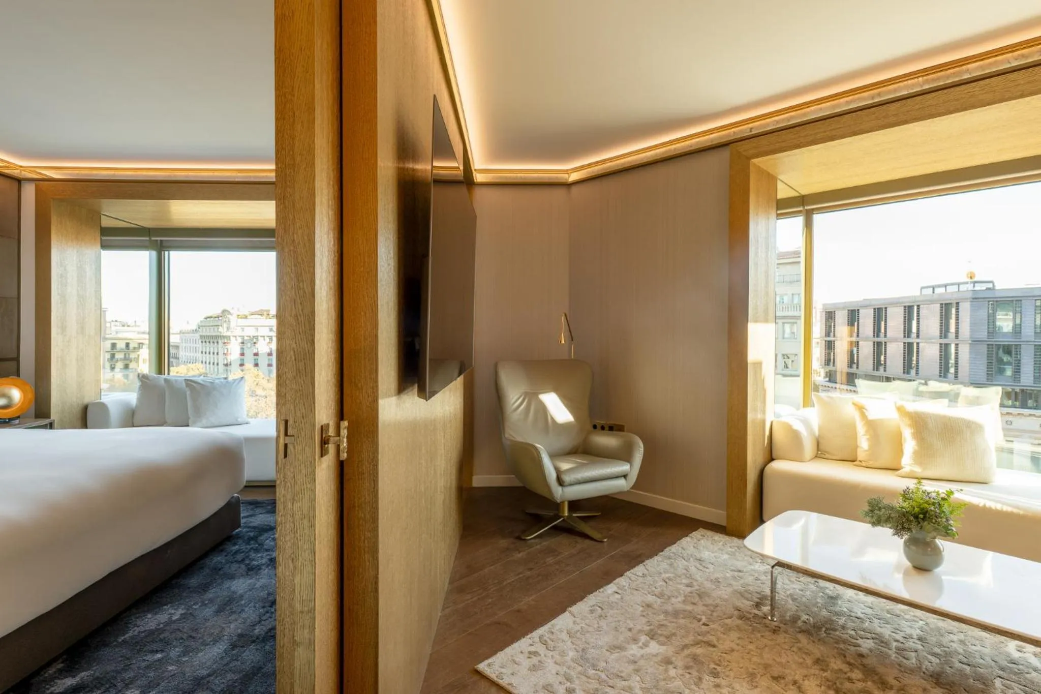 City view, Bed in Almanac Barcelona