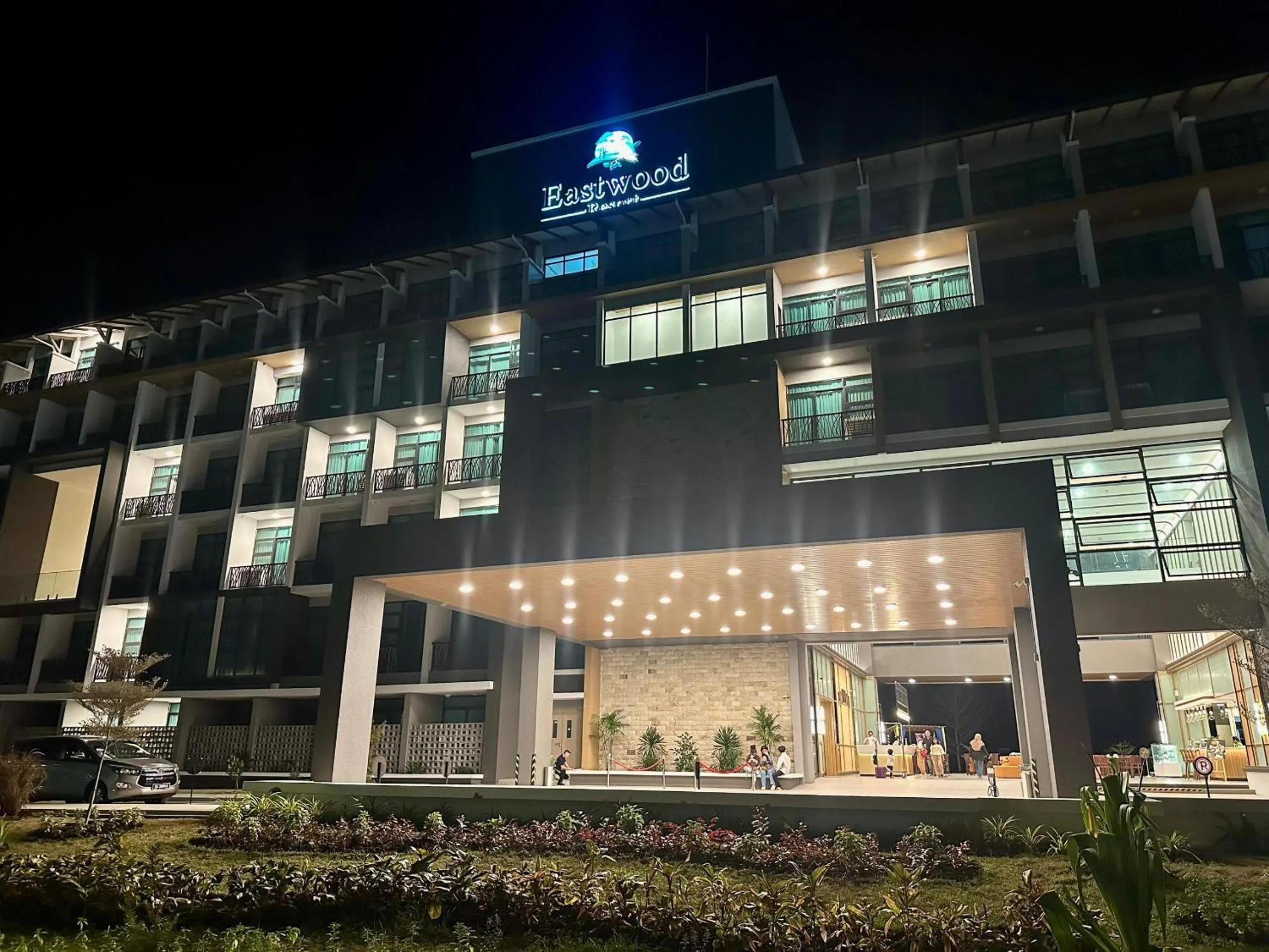 Property building in Eastwood Valley Golf & Country Club