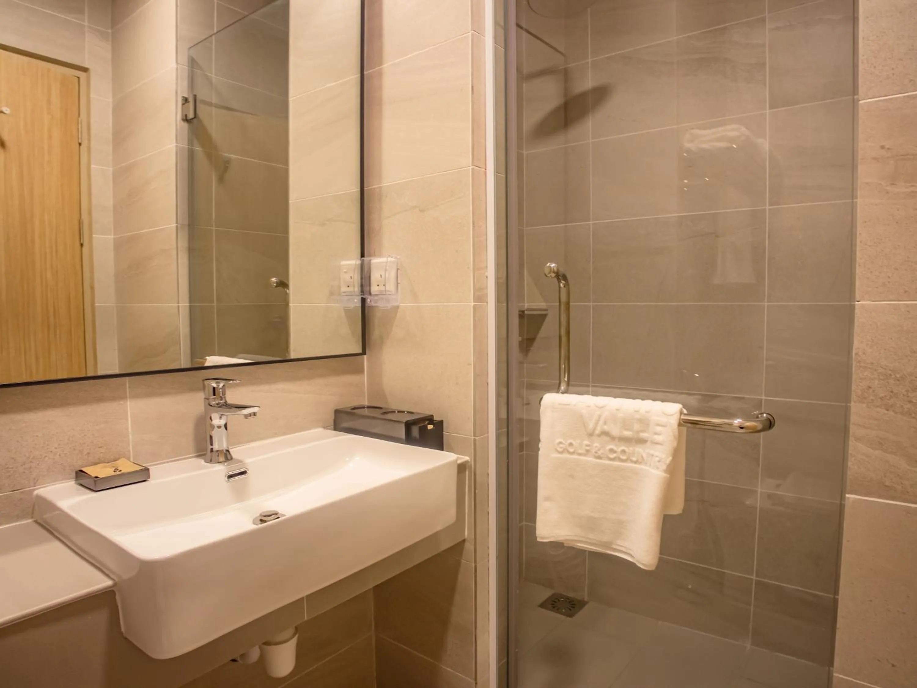 Public Bath in Eastwood Valley Golf & Country Club