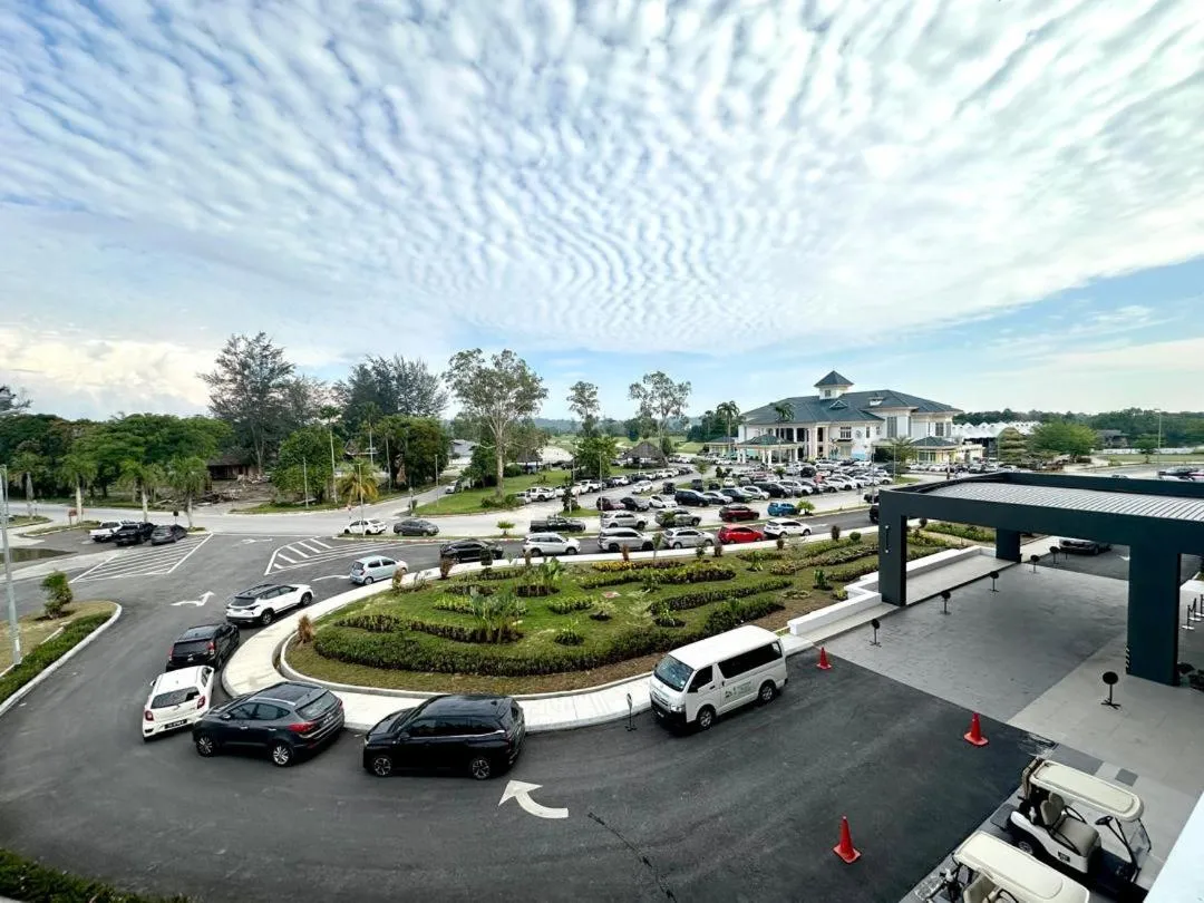 Parking in Eastwood Valley Golf & Country Club