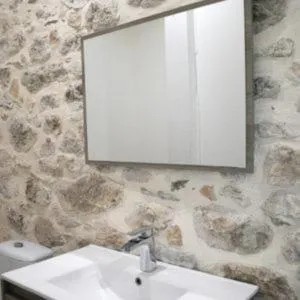Bathroom in La ferme de Coron