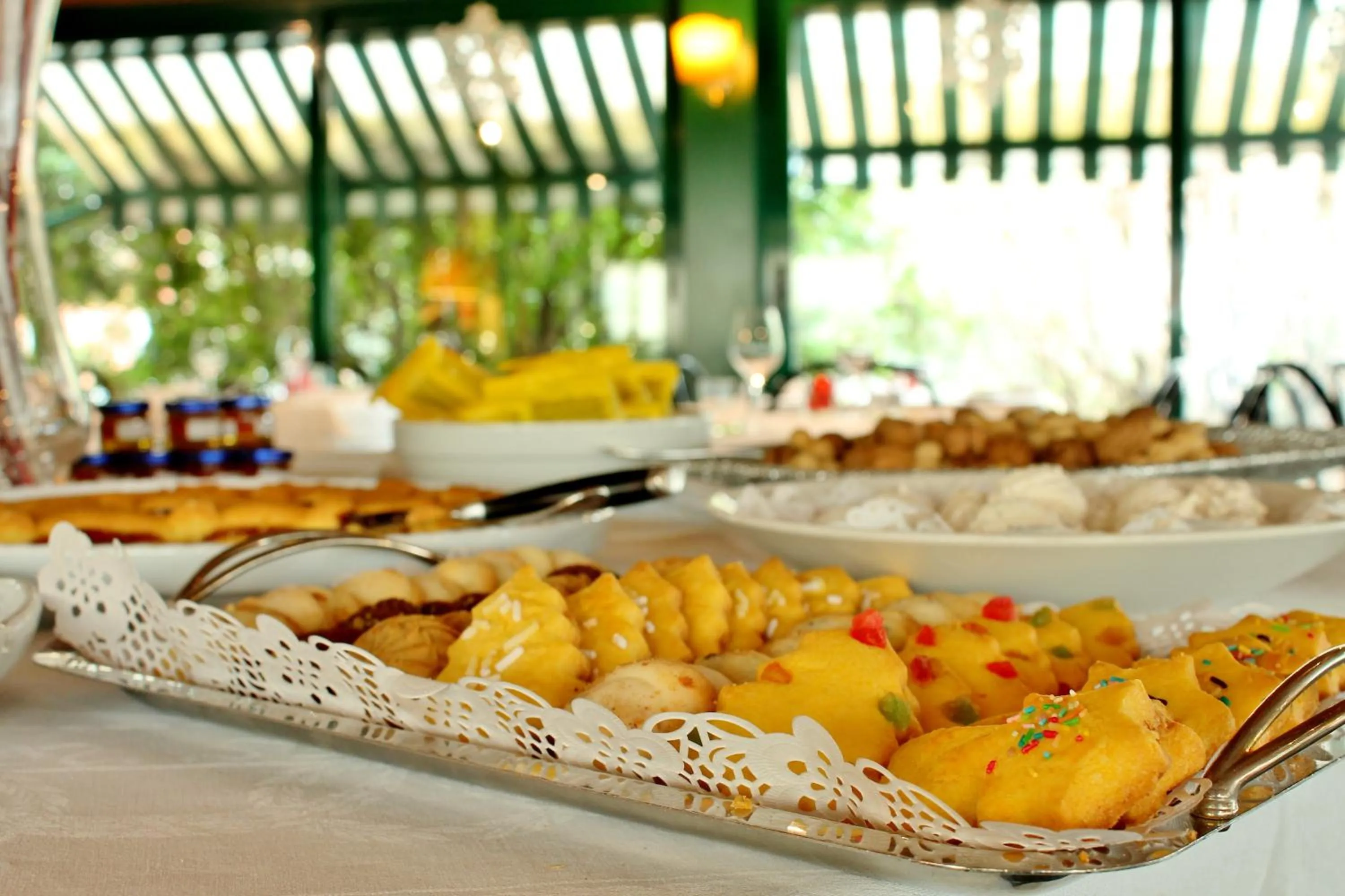 Restaurant/places to eat in Hotel Augustus