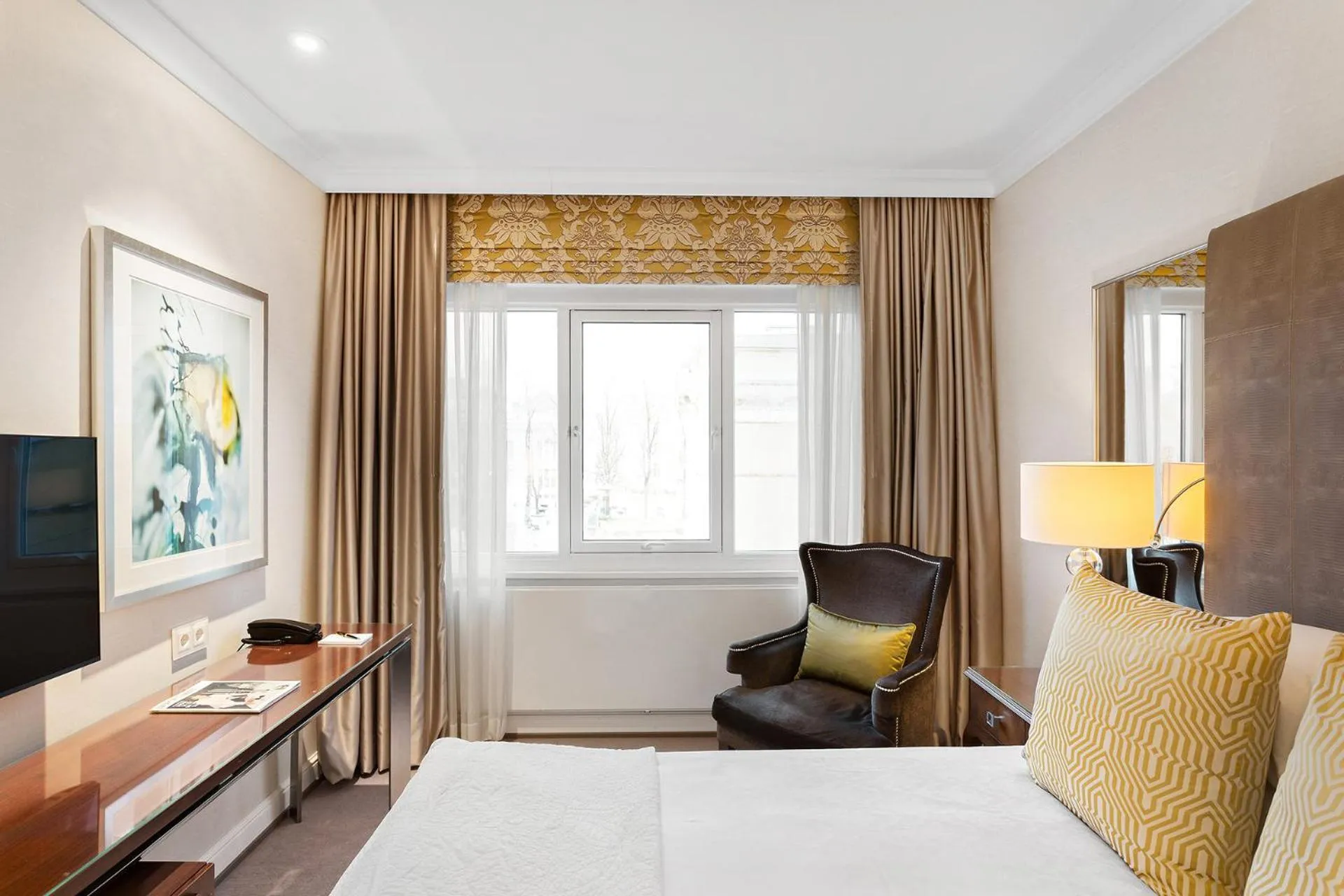 Photo of the whole room in Hotel Continental