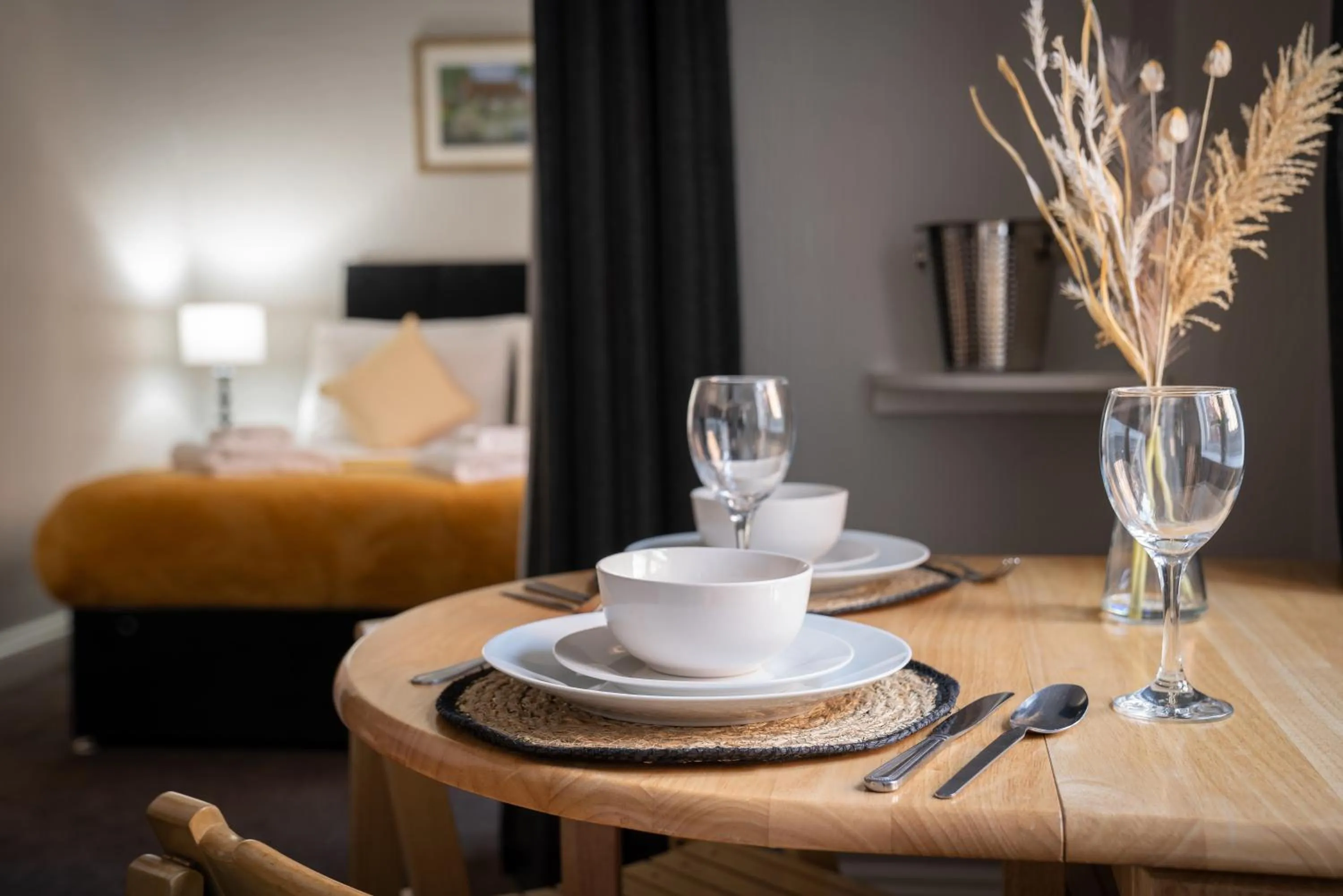 Dining area, Bed in Coasters Holiday Apartments