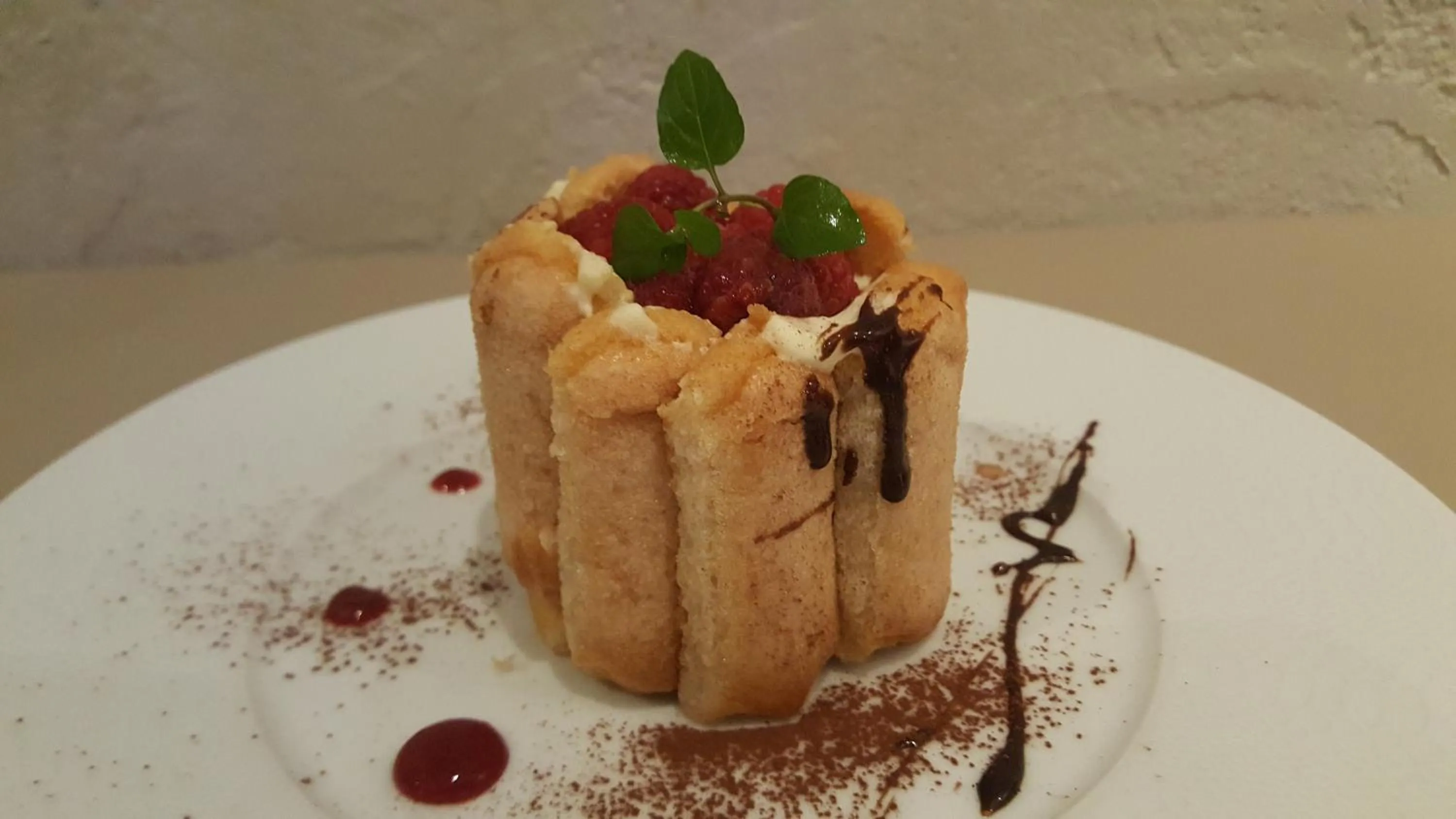 Dinner in Logis Hôtel - Restaurant Résidence Les Cèdres