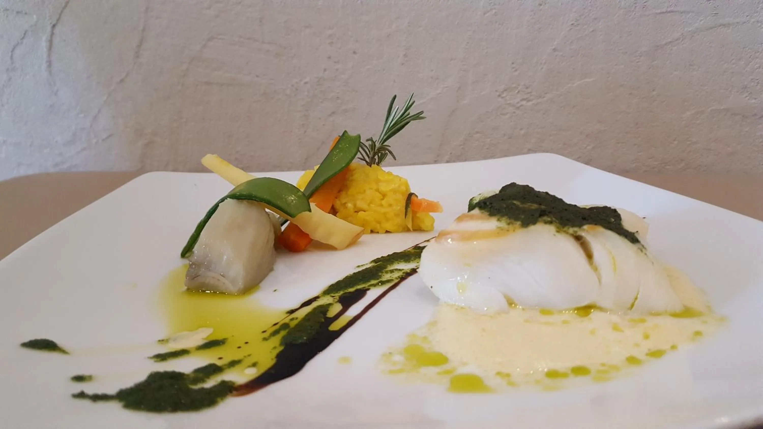 Dinner in Logis Hôtel - Restaurant Résidence Les Cèdres