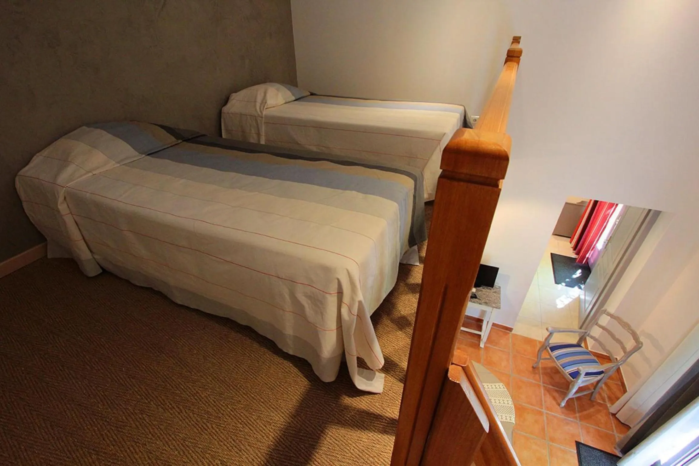 Photo of the whole room, Bed in Logis auberge restaurant Du Vigneron