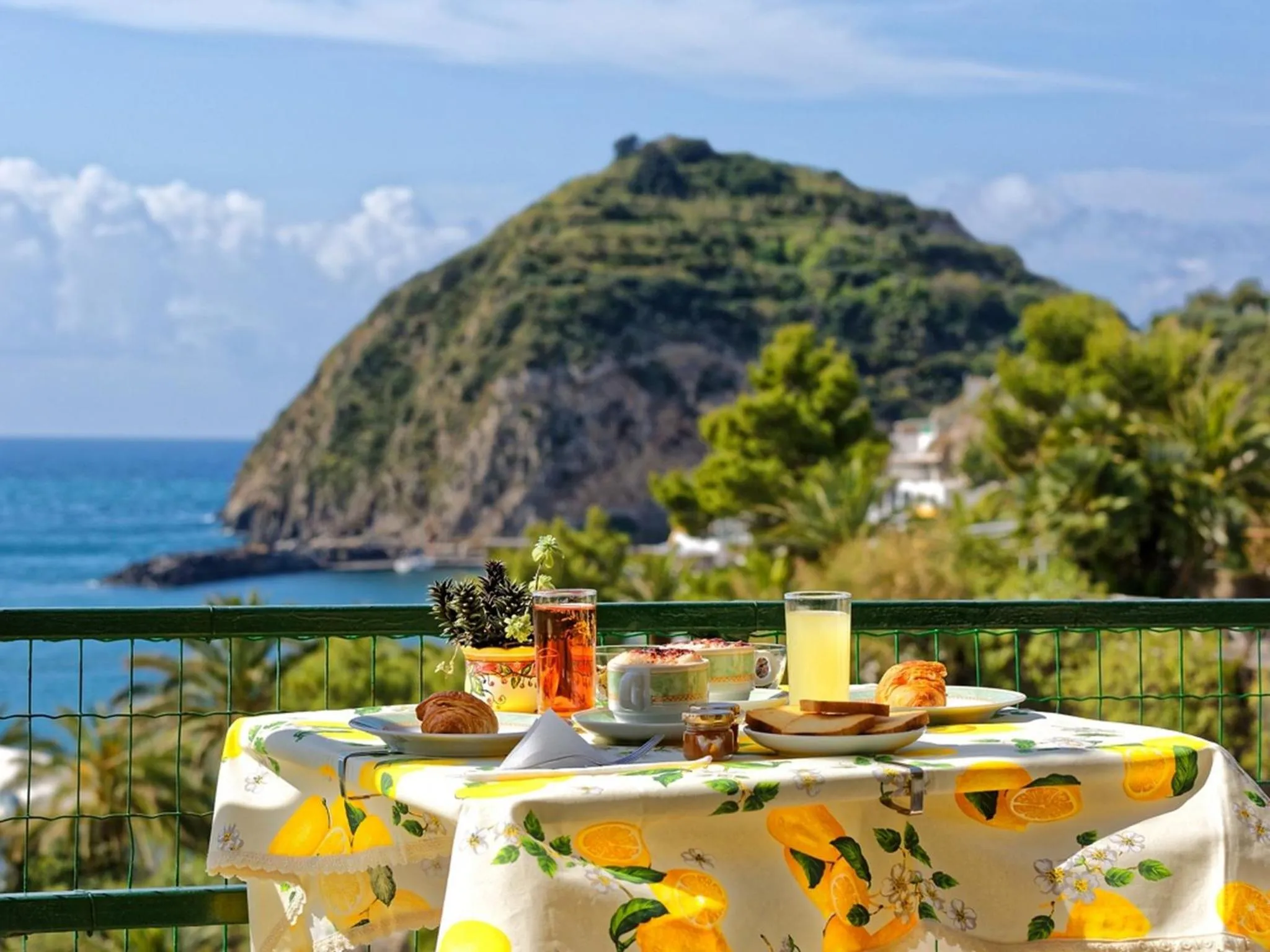 Sea view in Hotel Villa Franz