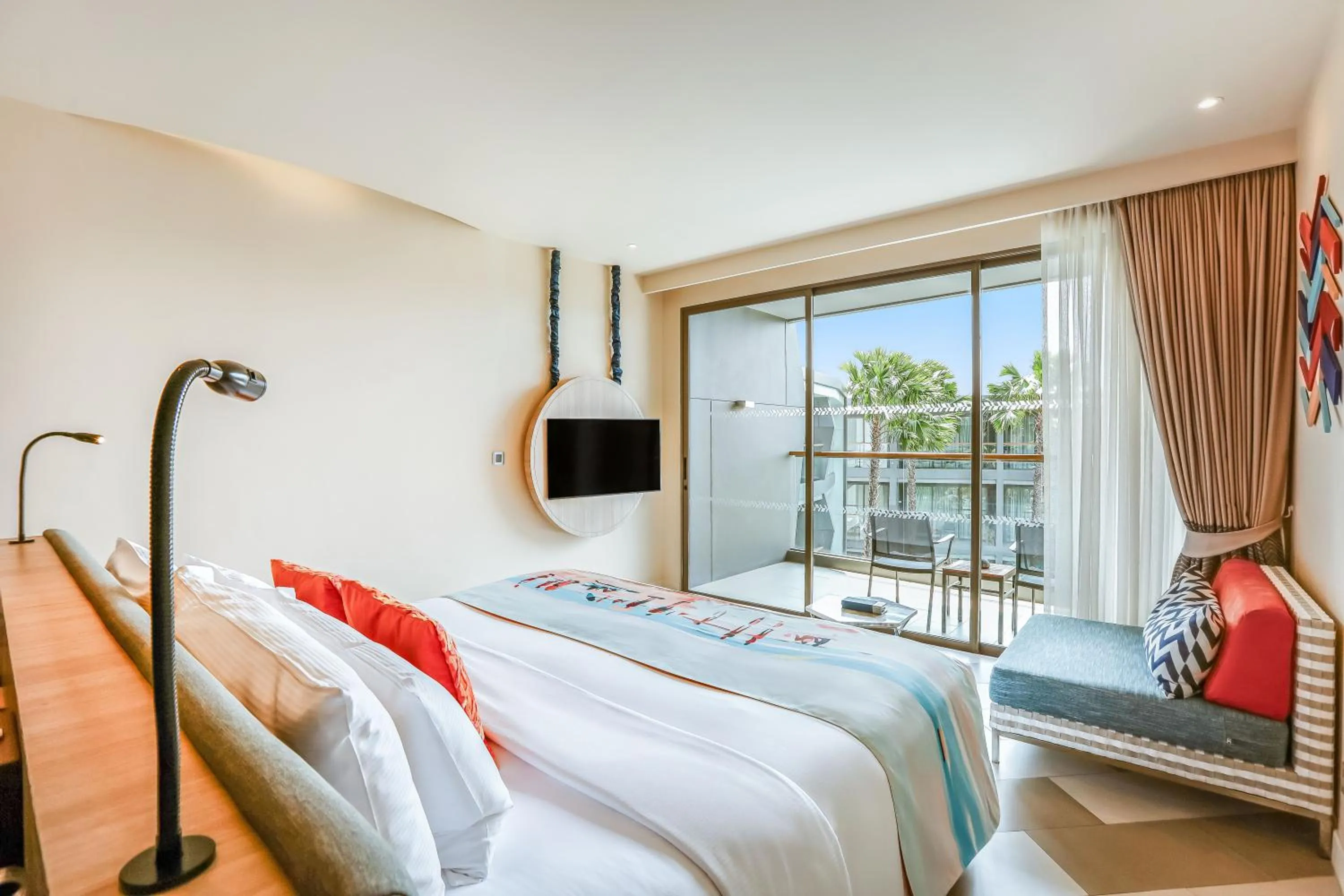 Bed in The SIS Kata Resort - Adult Only