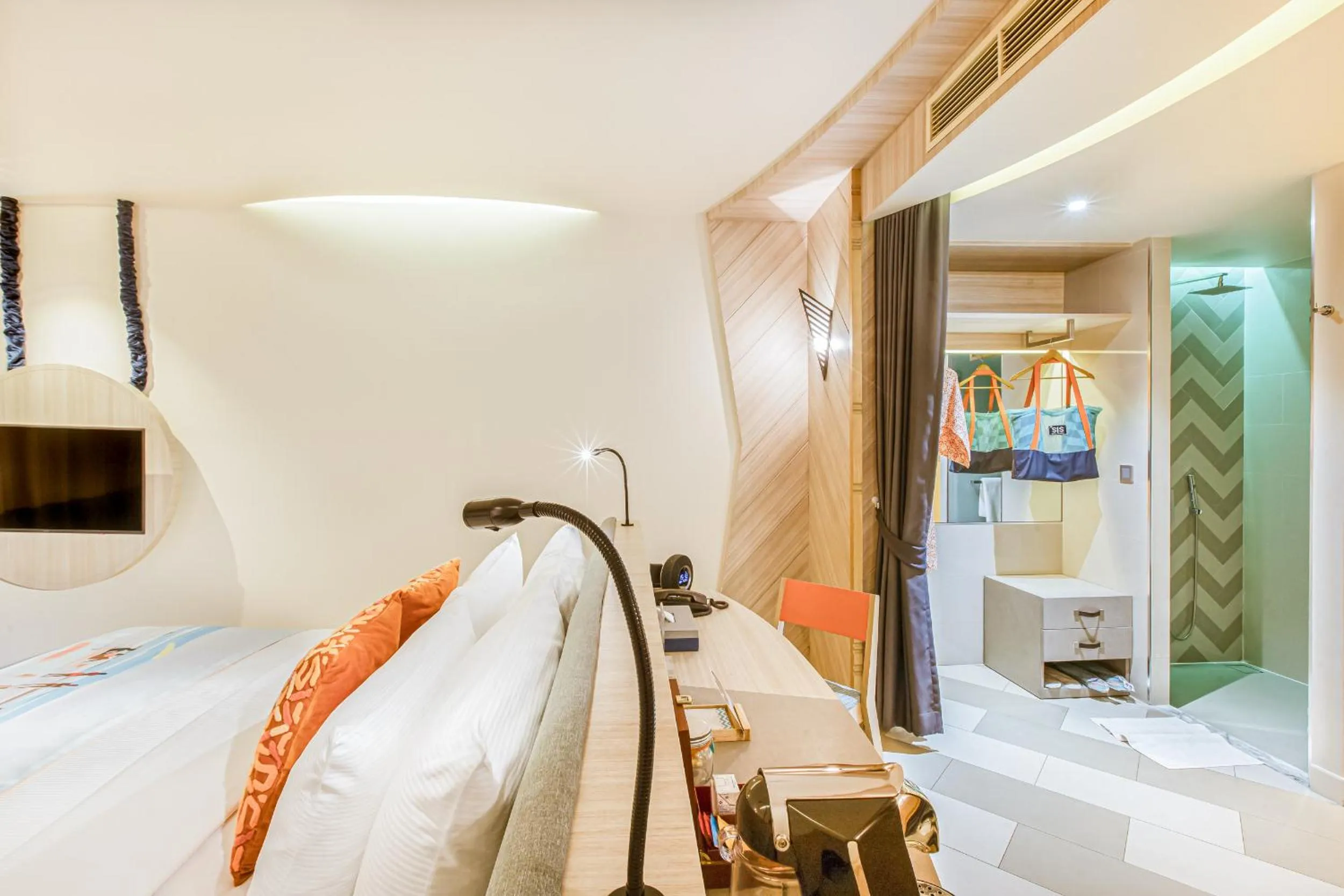 Bed in The SIS Kata Resort - Adult Only