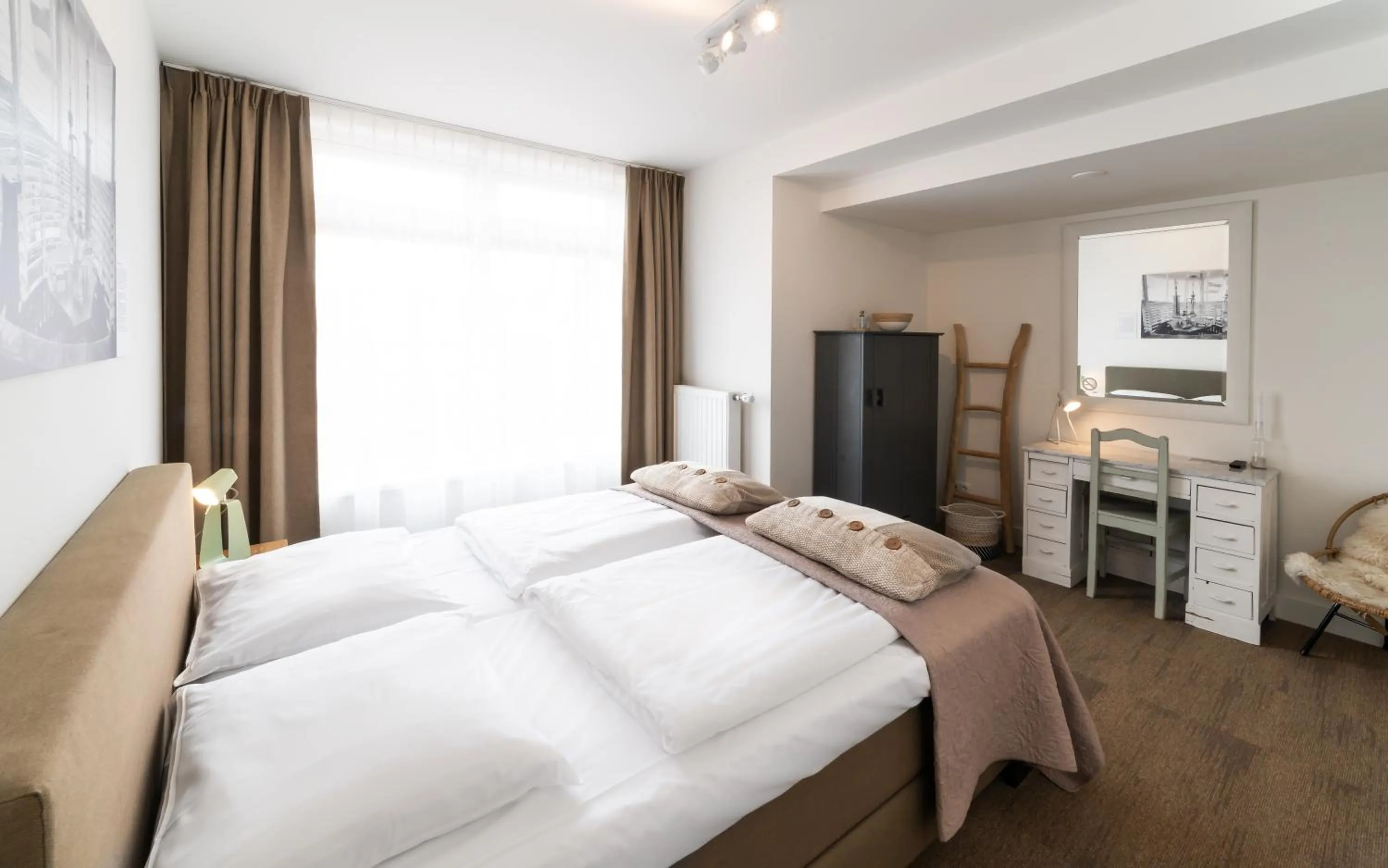 Bedroom, Bed in Het Vlielandhotel