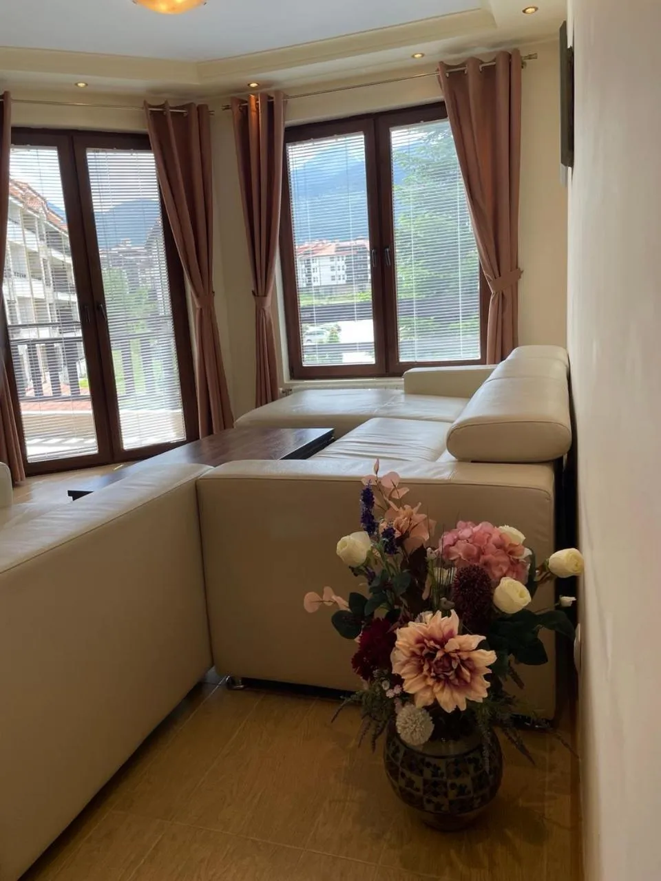 Bed in Parklands Hotel & Pool