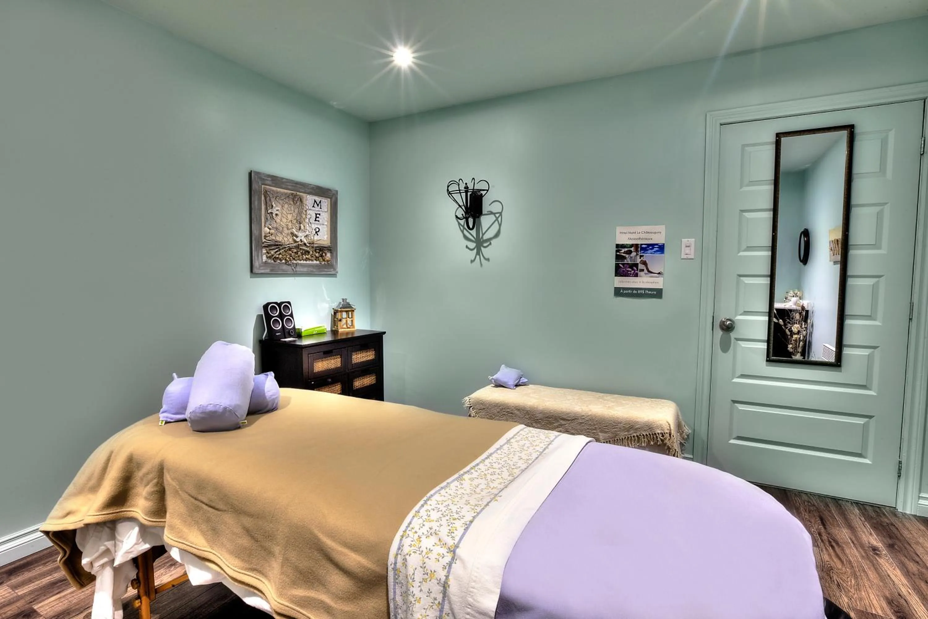 Massage, Bed in Hotel et Motel Le Chateauguay